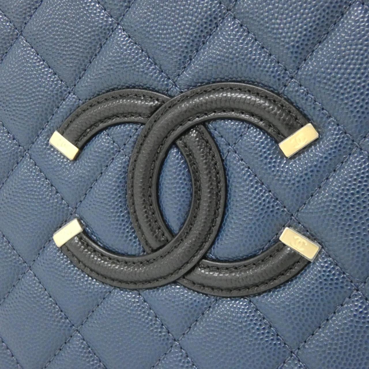 Chanel Caviar Skin Shoulder Bag