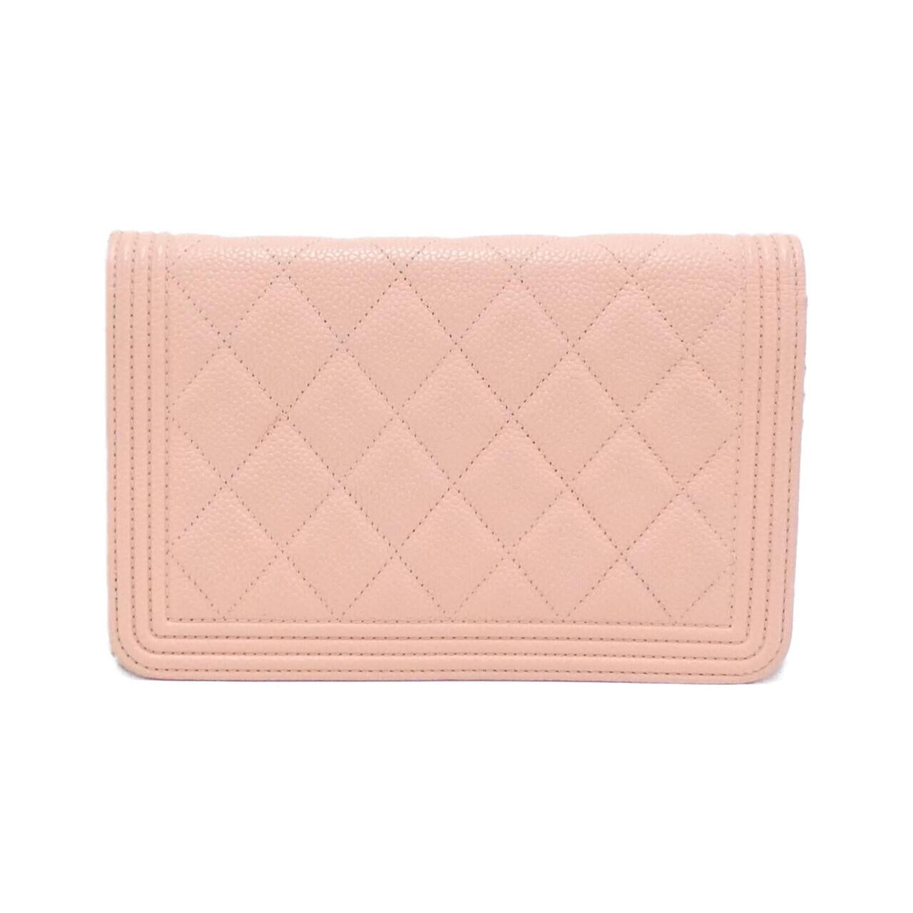 Chanel Boy Chanel Caviar Skin Chain Wallet