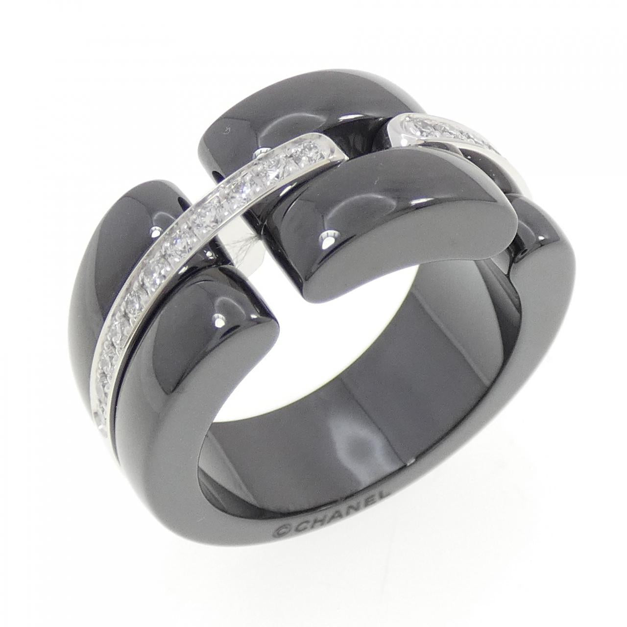 Chanel Ultra Collection 750 White Gold Ceramic Diamond Ring
