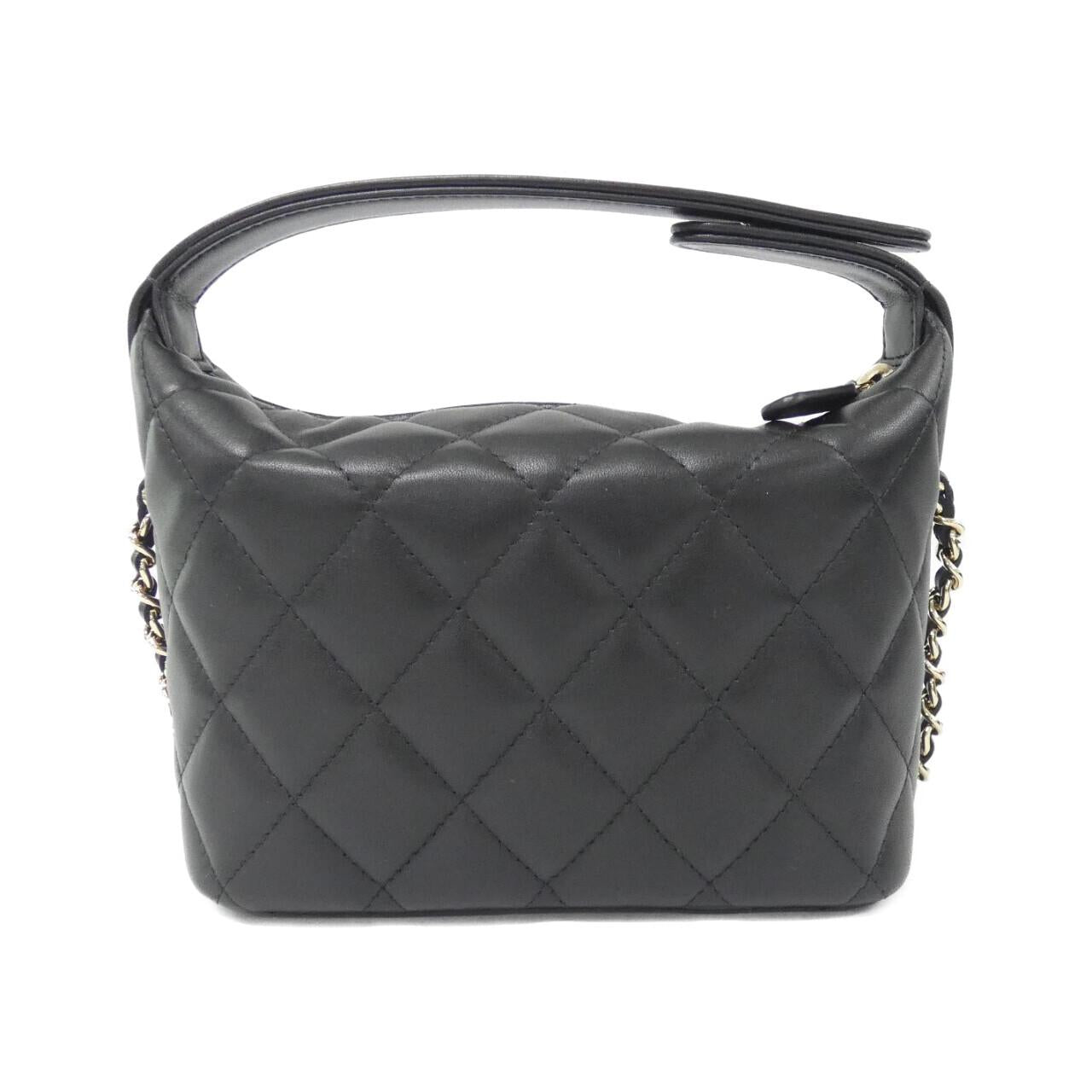 Chanel AP4761 Calf Chain Clutch