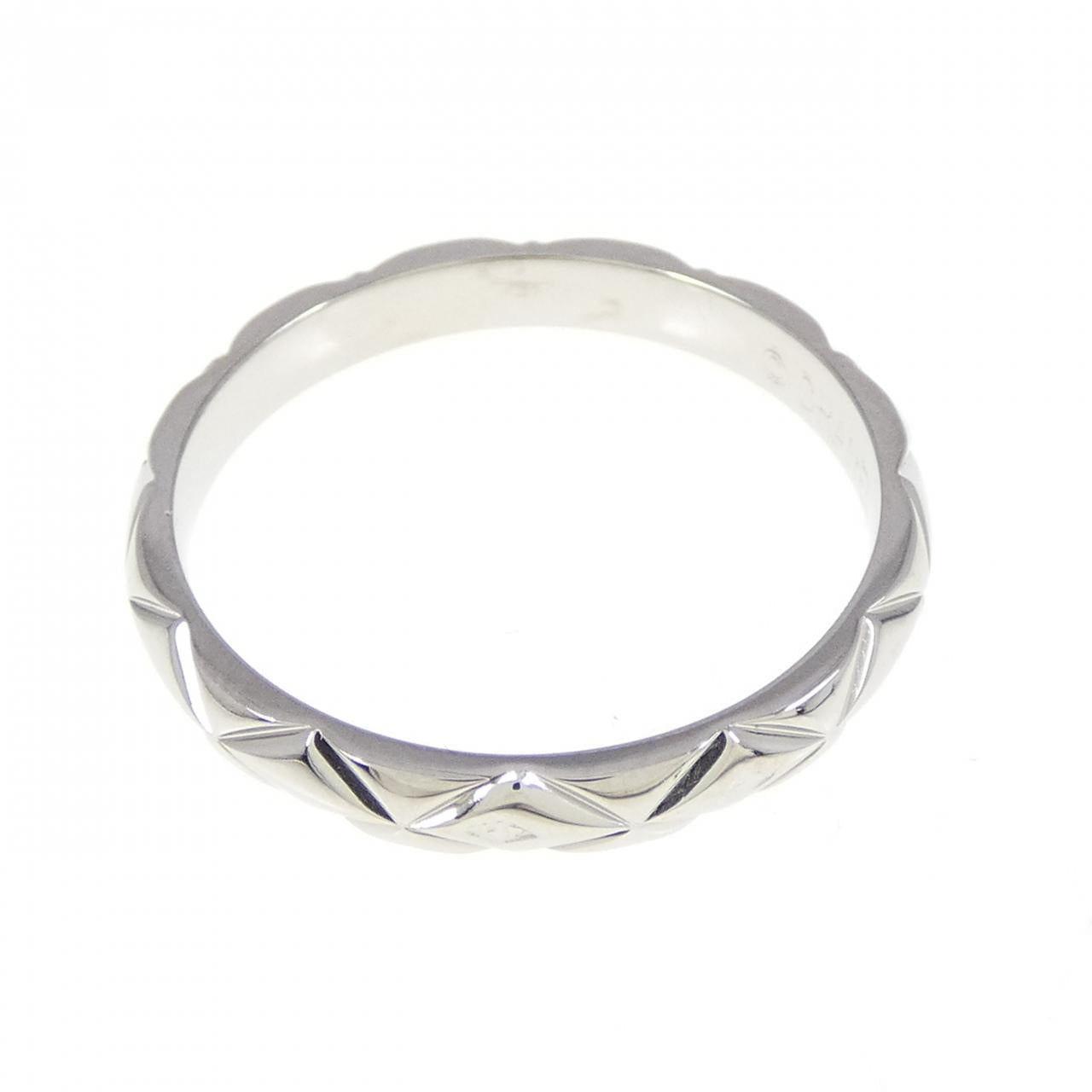 Chanel Matelassé Platinum Diamond Ring Size