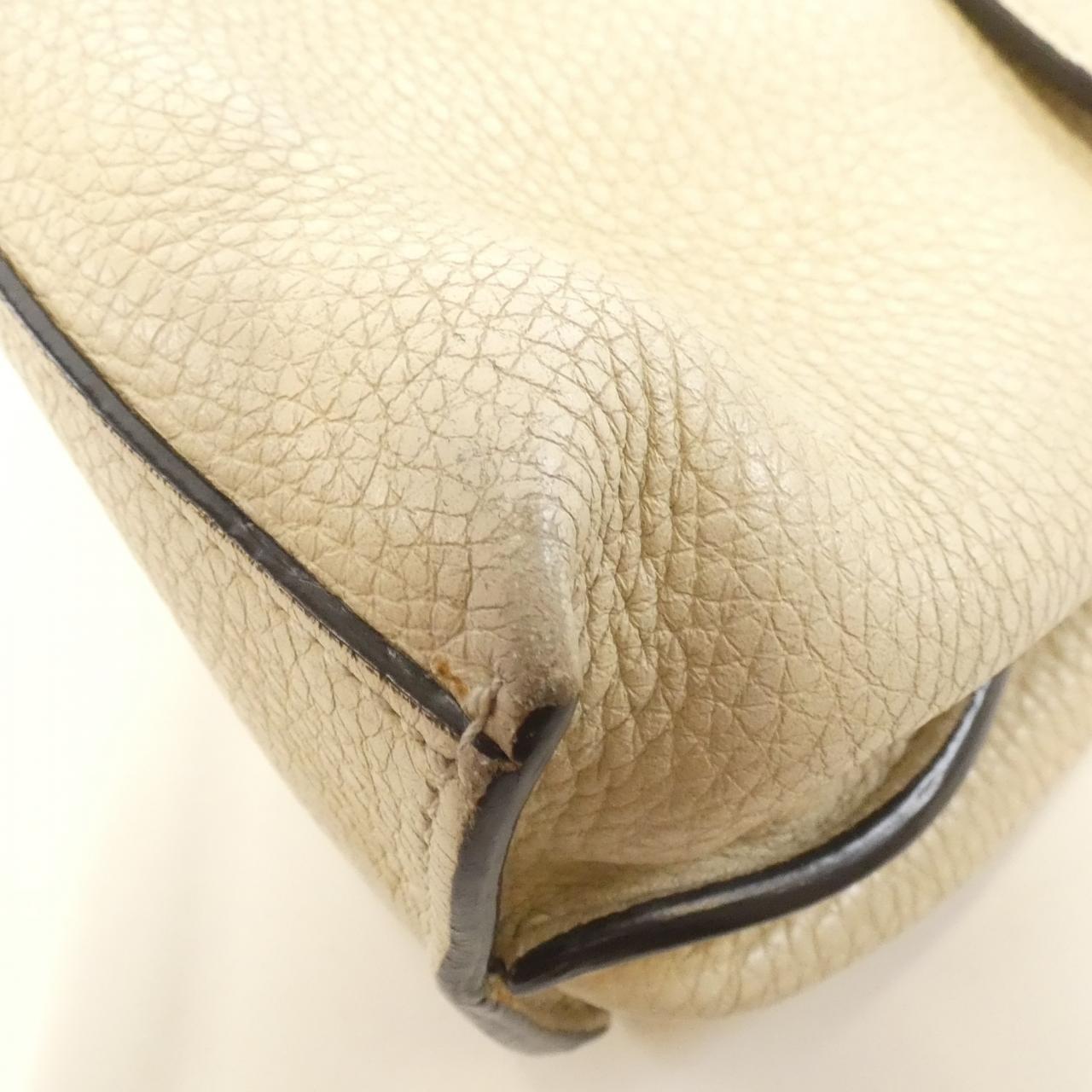 Gucci Shoulder Bag Leather 22