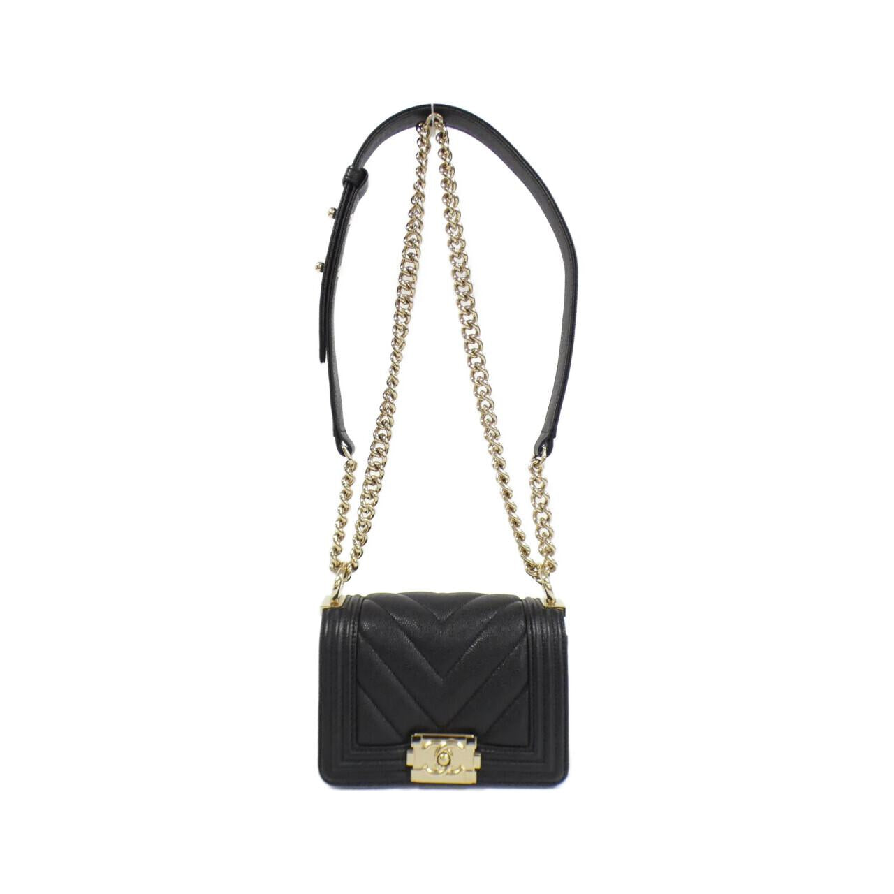 Chanel Boy Chanel Caviar Skin Shoulder Bag