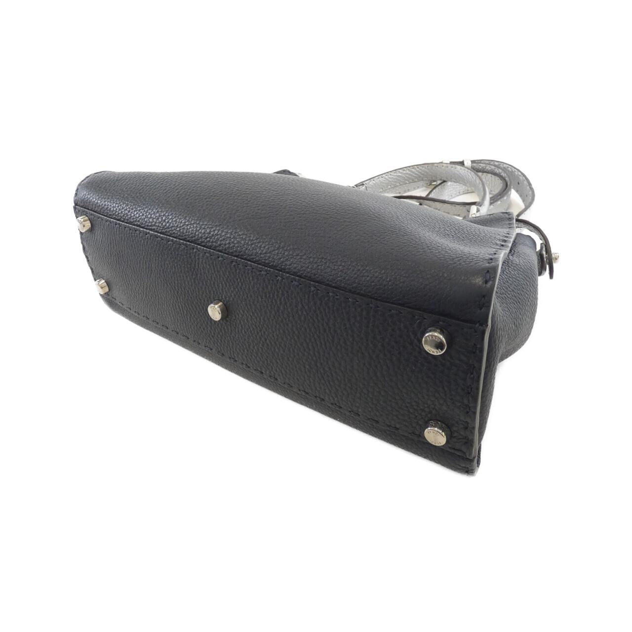 Fendi Selleria Peekaboo Calf Bag Leather Calf Leather Travel Bag