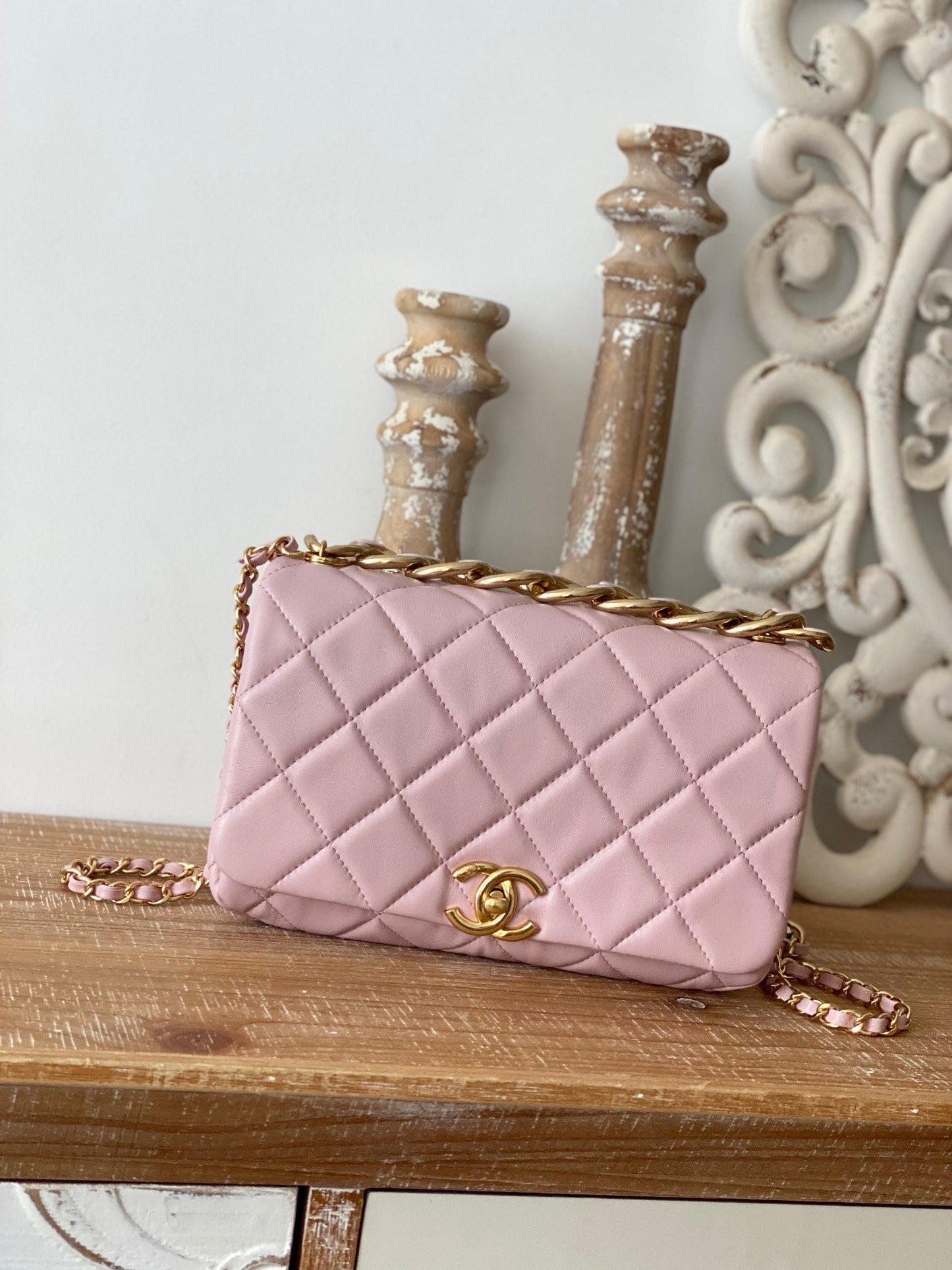 CHLLarge PiNike 23cm 9in Flap Handbag