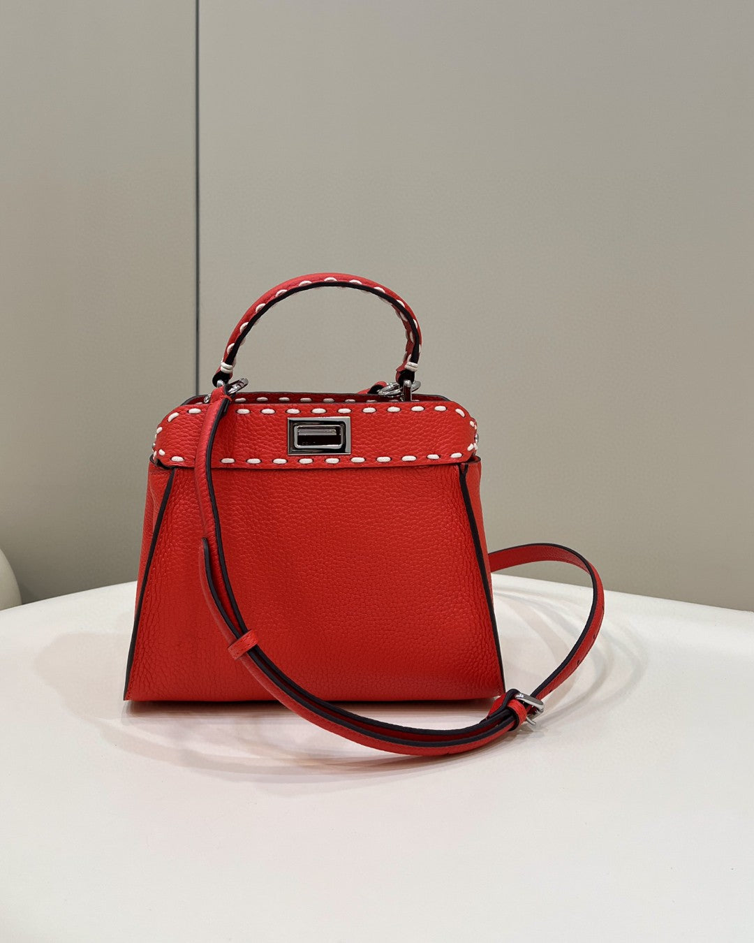 Top QualityTop Quality Peekaboo 23cm Red Small Handbag