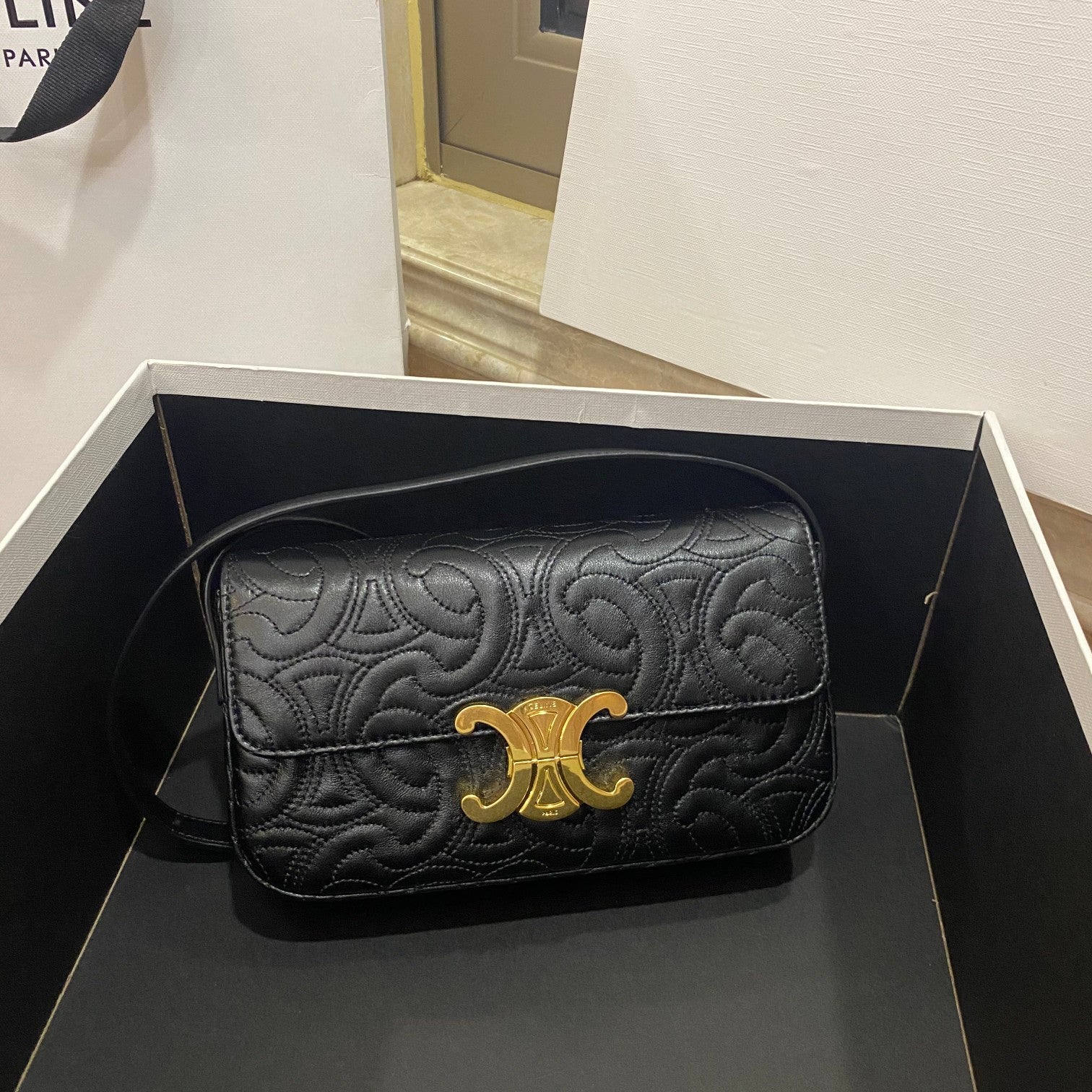 Top Quality Triomphe Shoulder Bag In Triomphe Quilted Black
