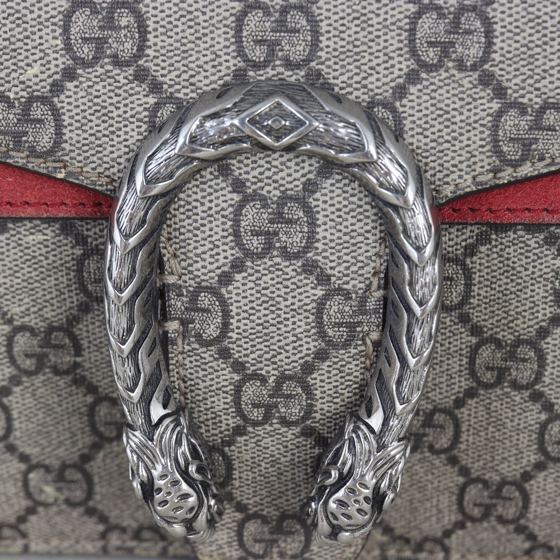 Gucci Dionysus GG Supreme Small Shoulder Bag