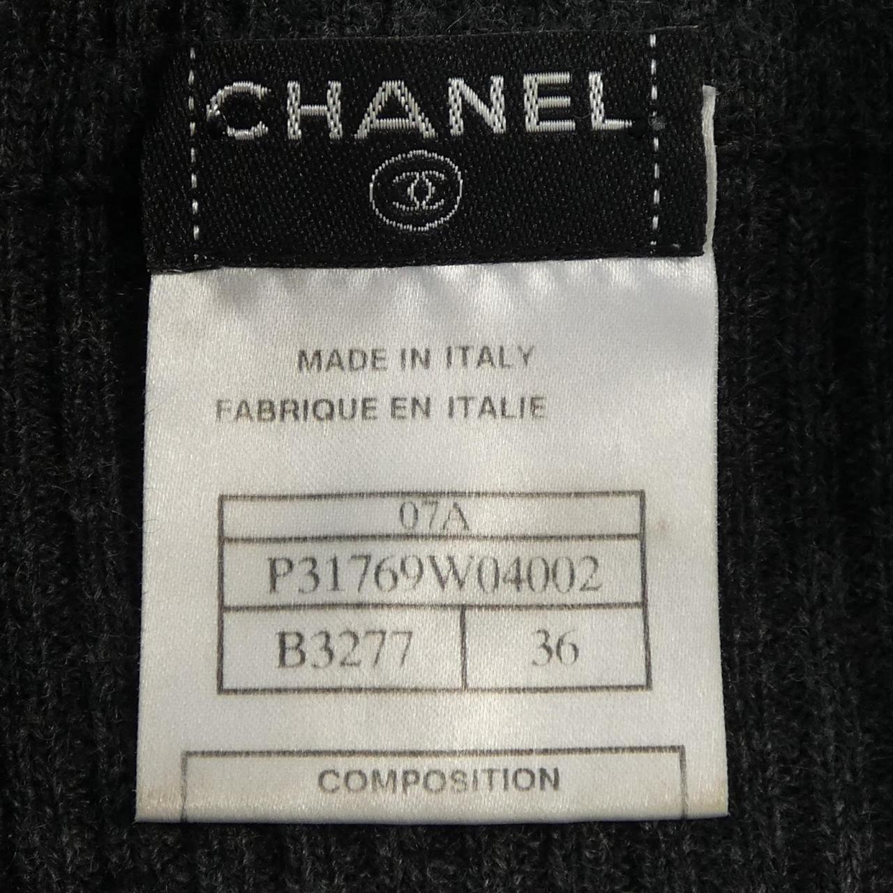 Chanel P31769W04002 Cashmere Knit