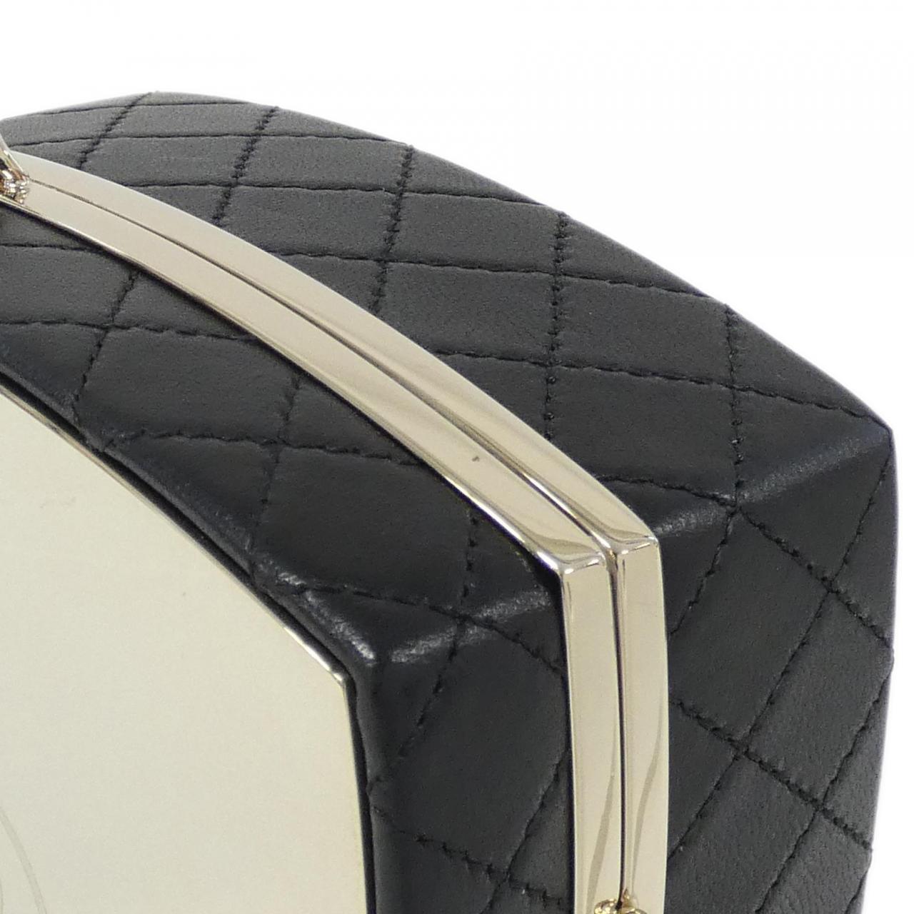 Chanel AP2398 Lambskin Chain Clutch