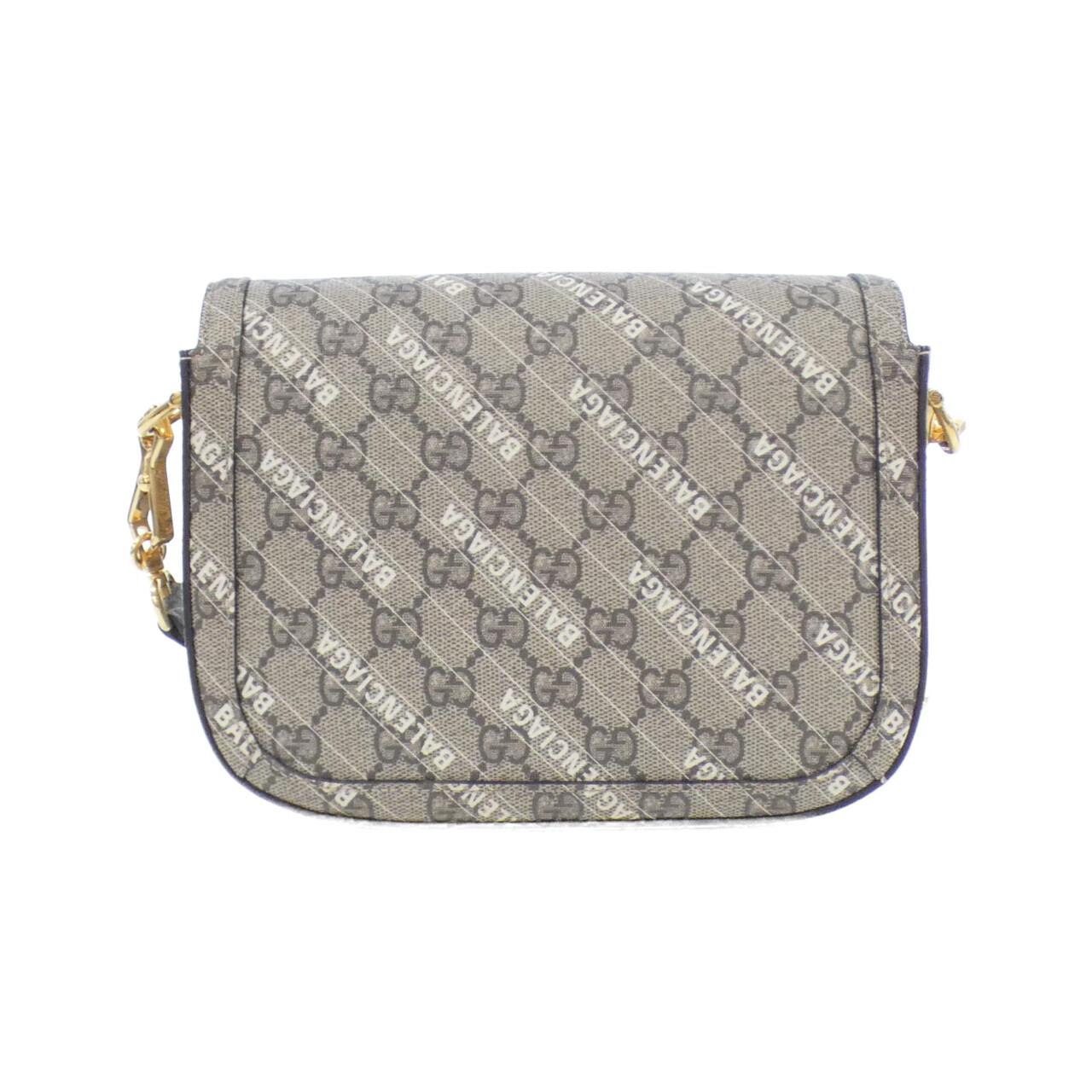 Gucci Supreme Shoulder Bag Canvas 32