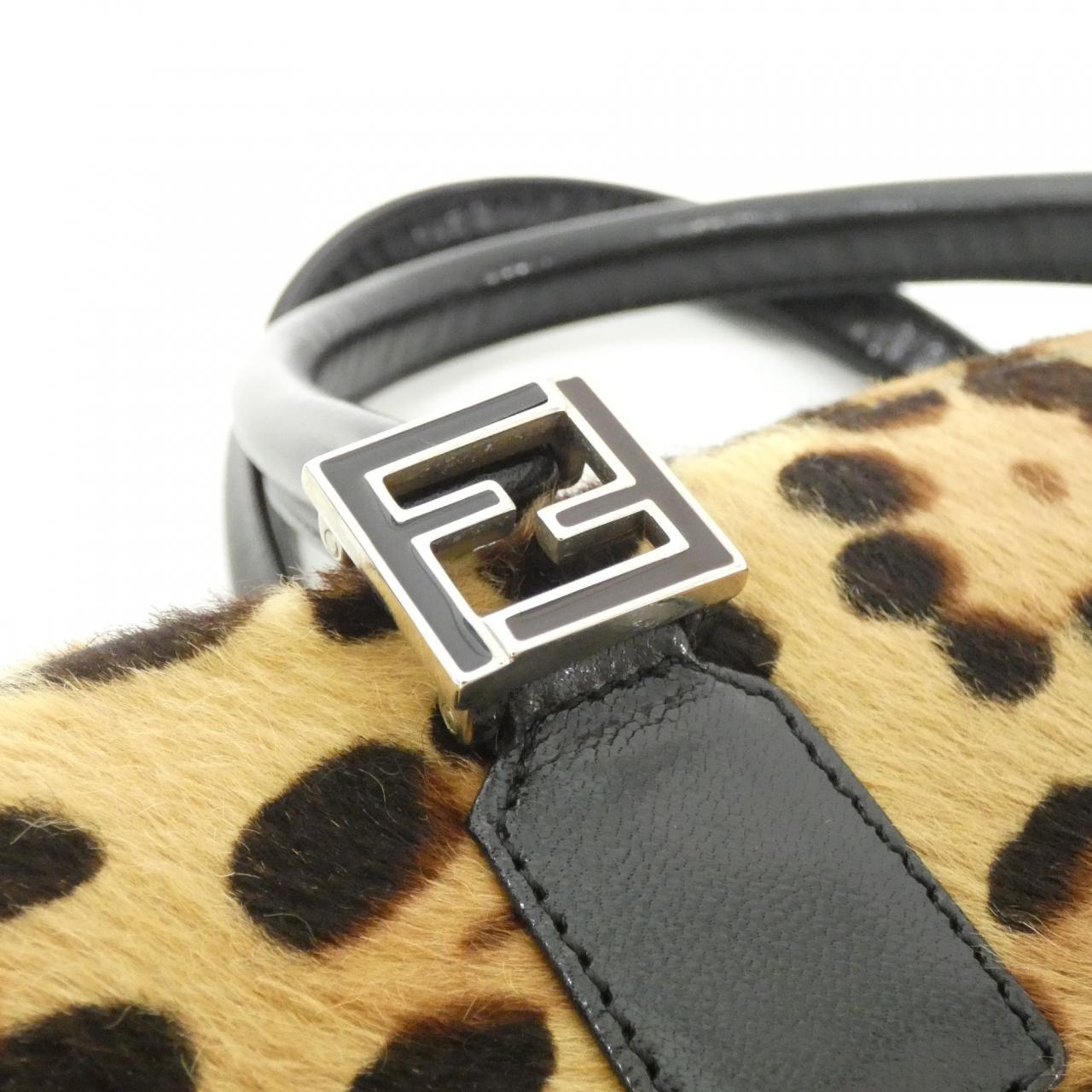 Fendi Shoulder Bag Leather Shoulder Bag 1