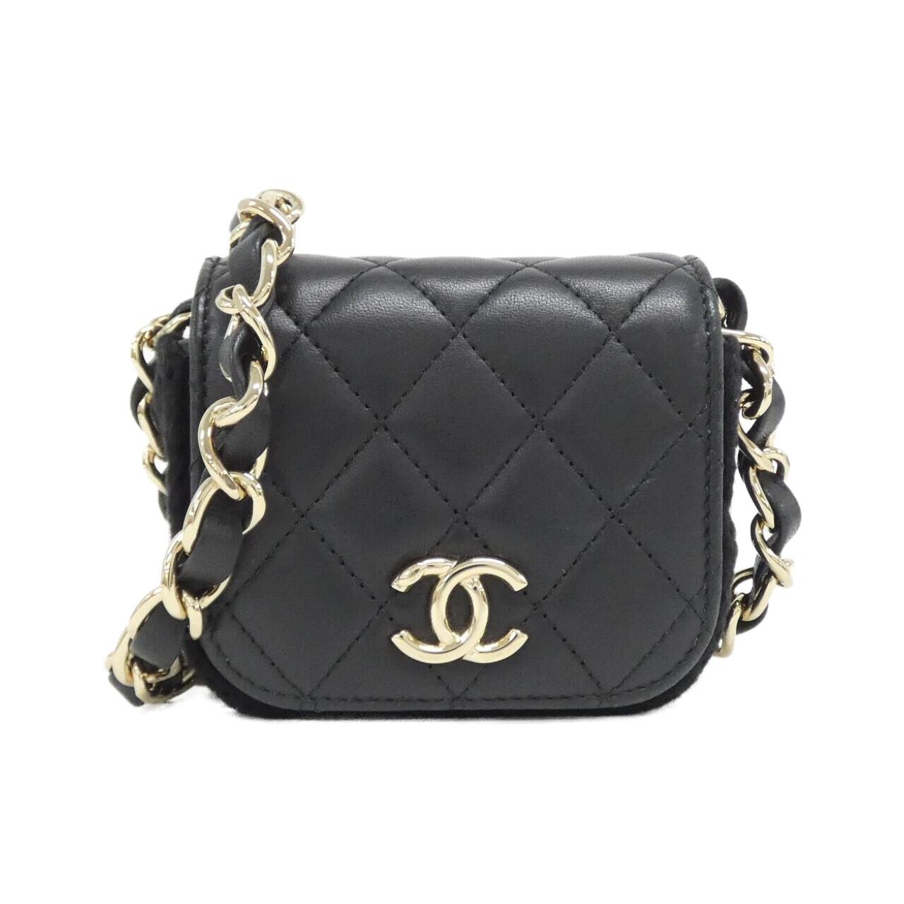 Chanel AP2532 Lambskin Knit Chain Clutch