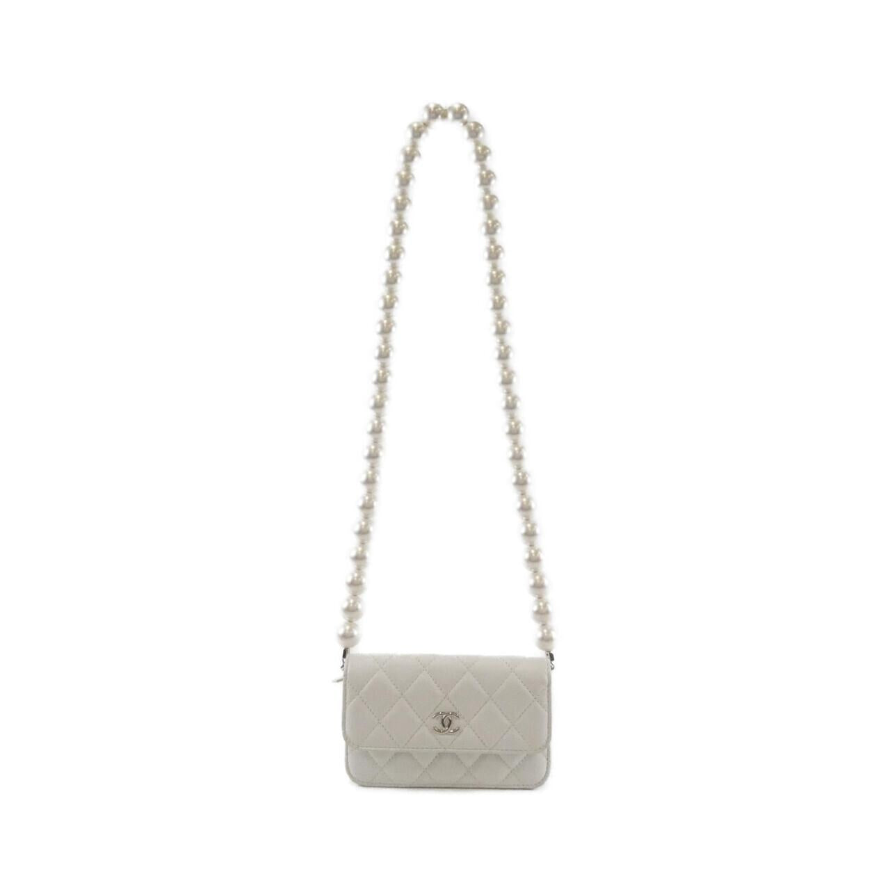 Chanel AP1898 Calfskin Pearl Wallet