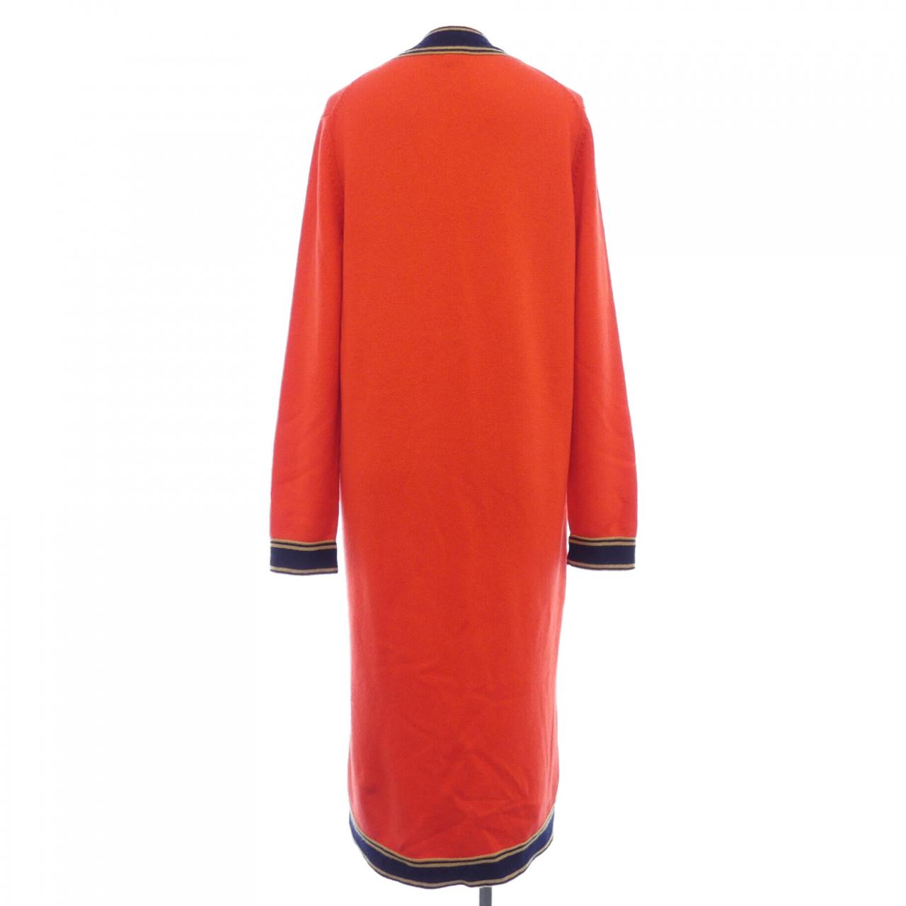 Chanel P62918K48449 Cashmere Long Cardigan Handbag