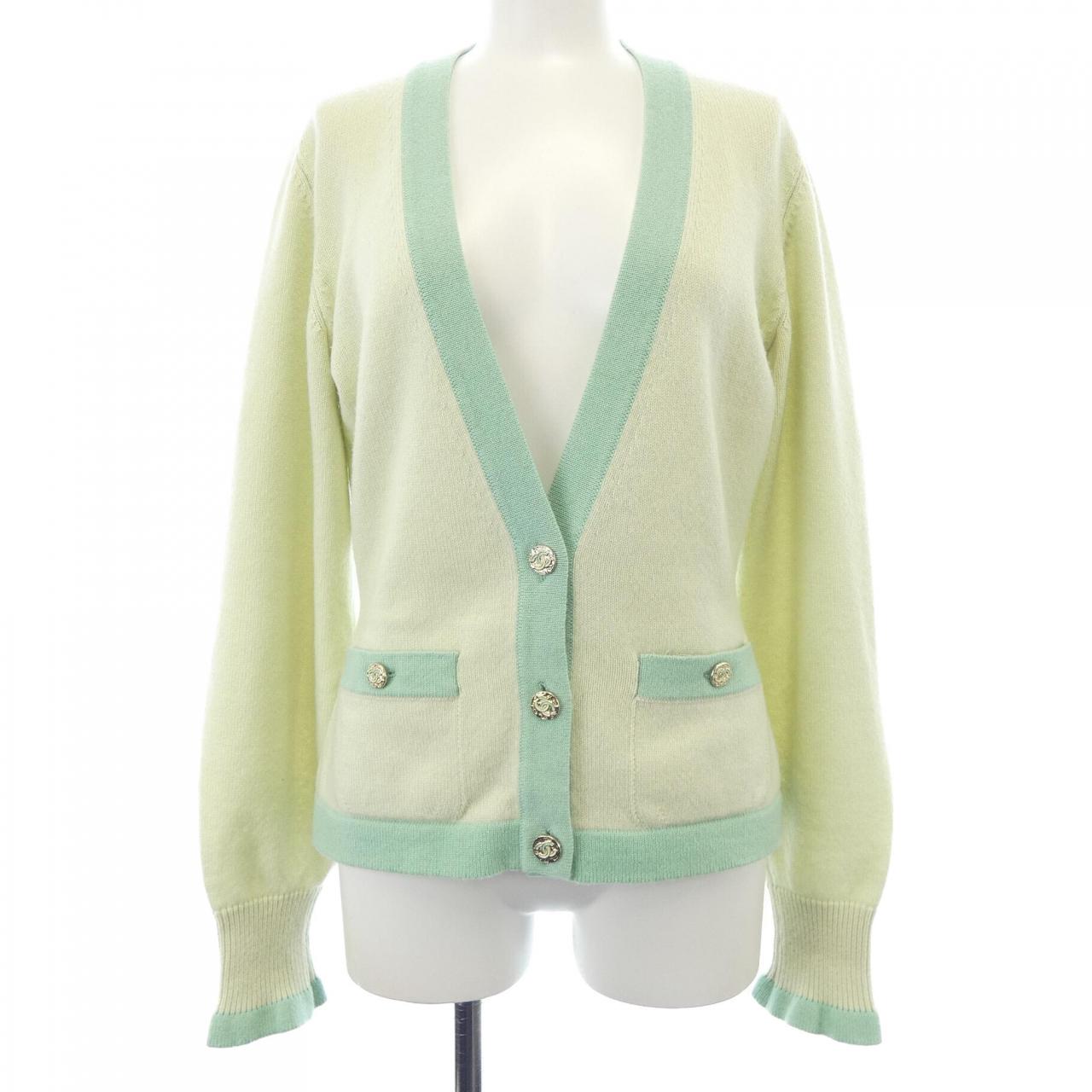Chanel P75050K10747 100% Cashmere Cardigan Bag