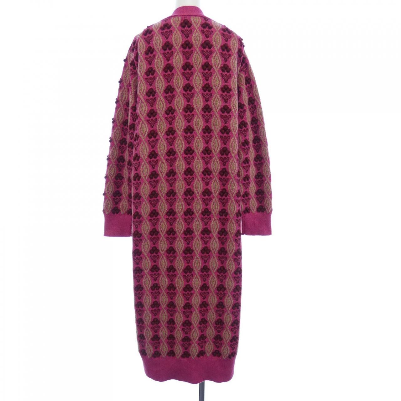 Chanel P73900K10583 Cashmere Long Cardigan Bag