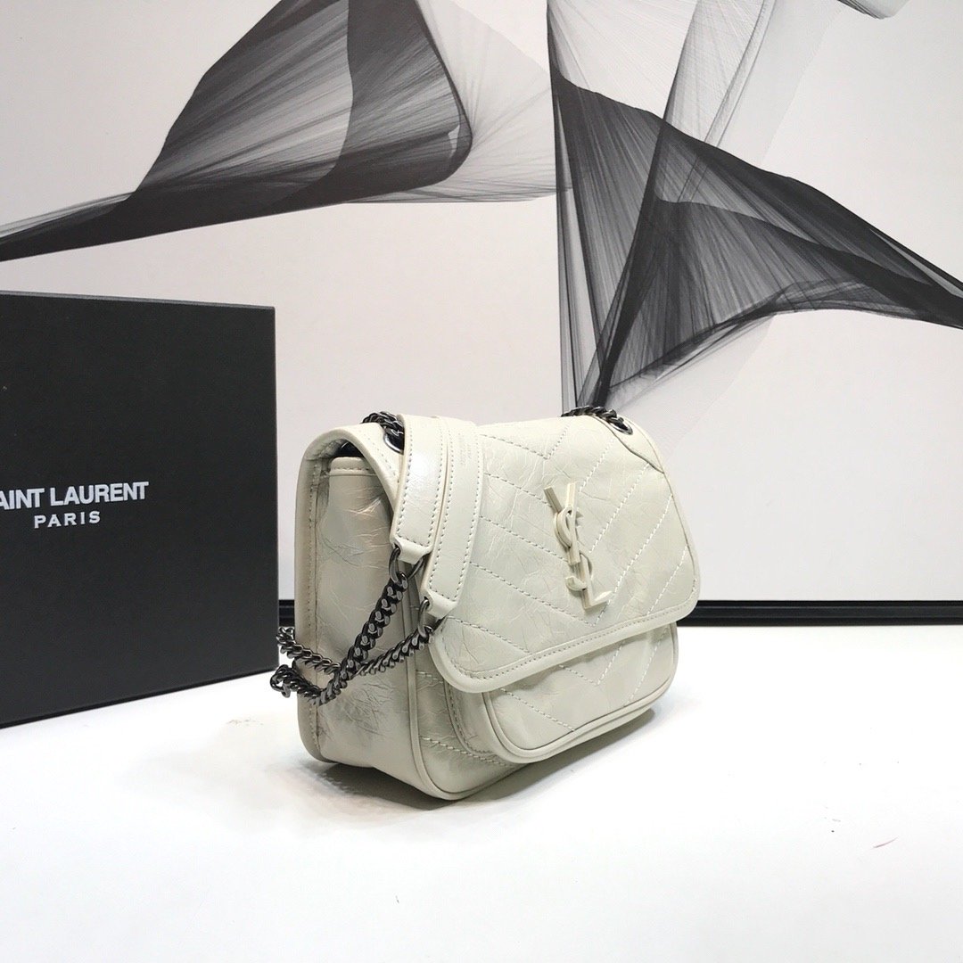 YSL Saint Laurent Niki Baby Crinkled 8in 21cm White Chain Travel Bag