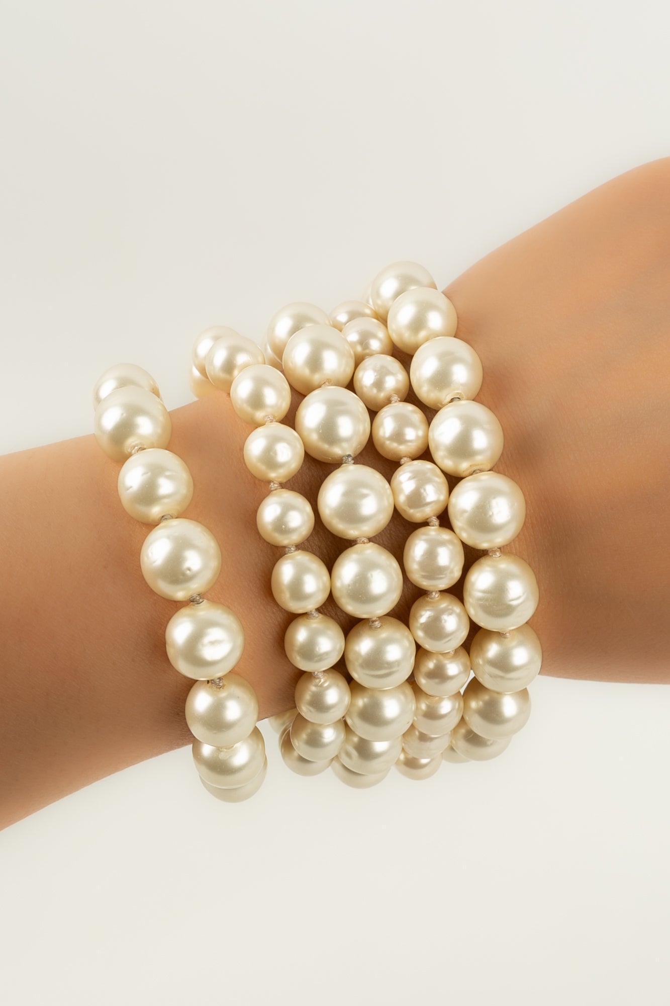 Bracelet de perles nacr?©es Chanel