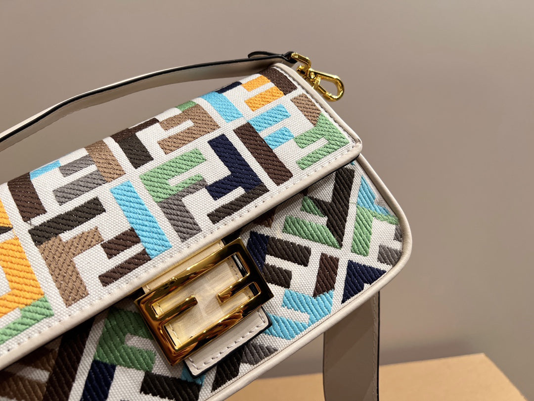 EN - Luxury FEI 294 Travel Bag