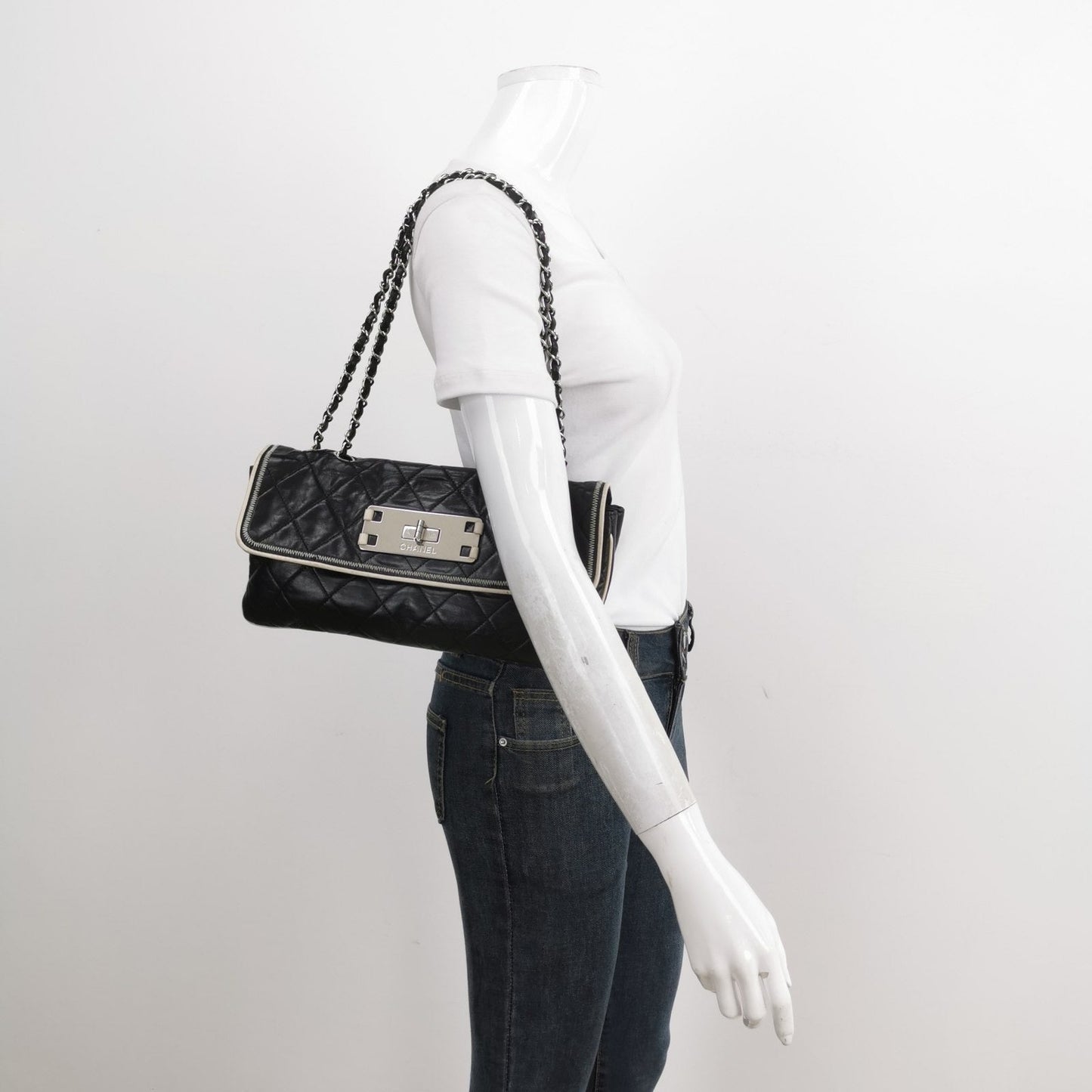 Chanel East West Mademoiselle Flap Black Leather Shoulder Bag Shoulder Bag