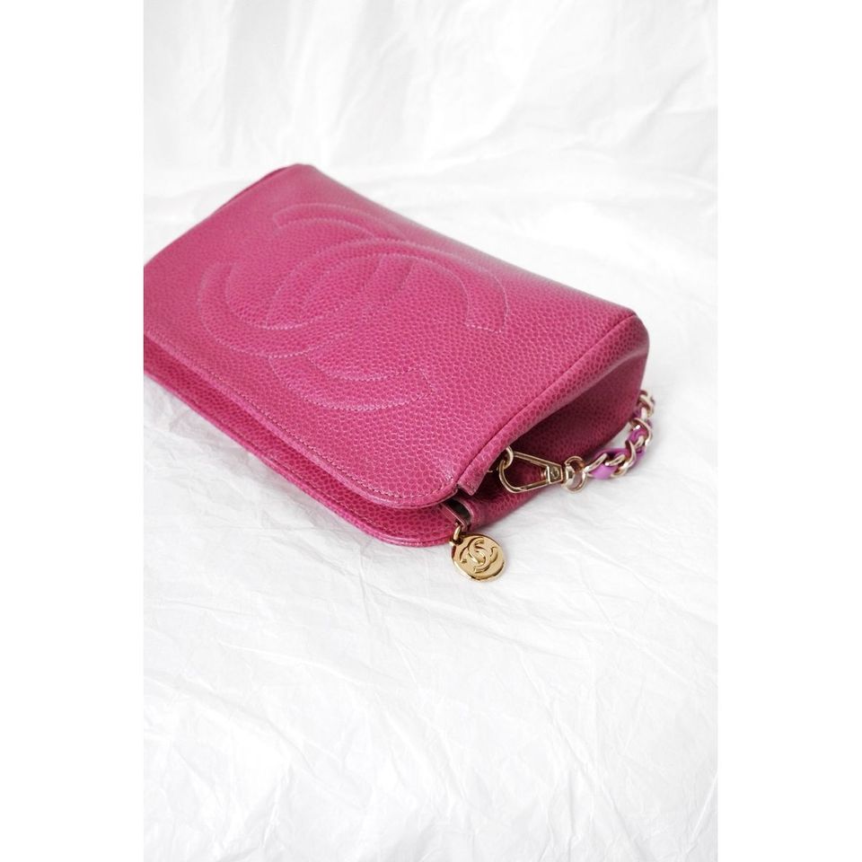 Chanel   mini caviar pouch +chain