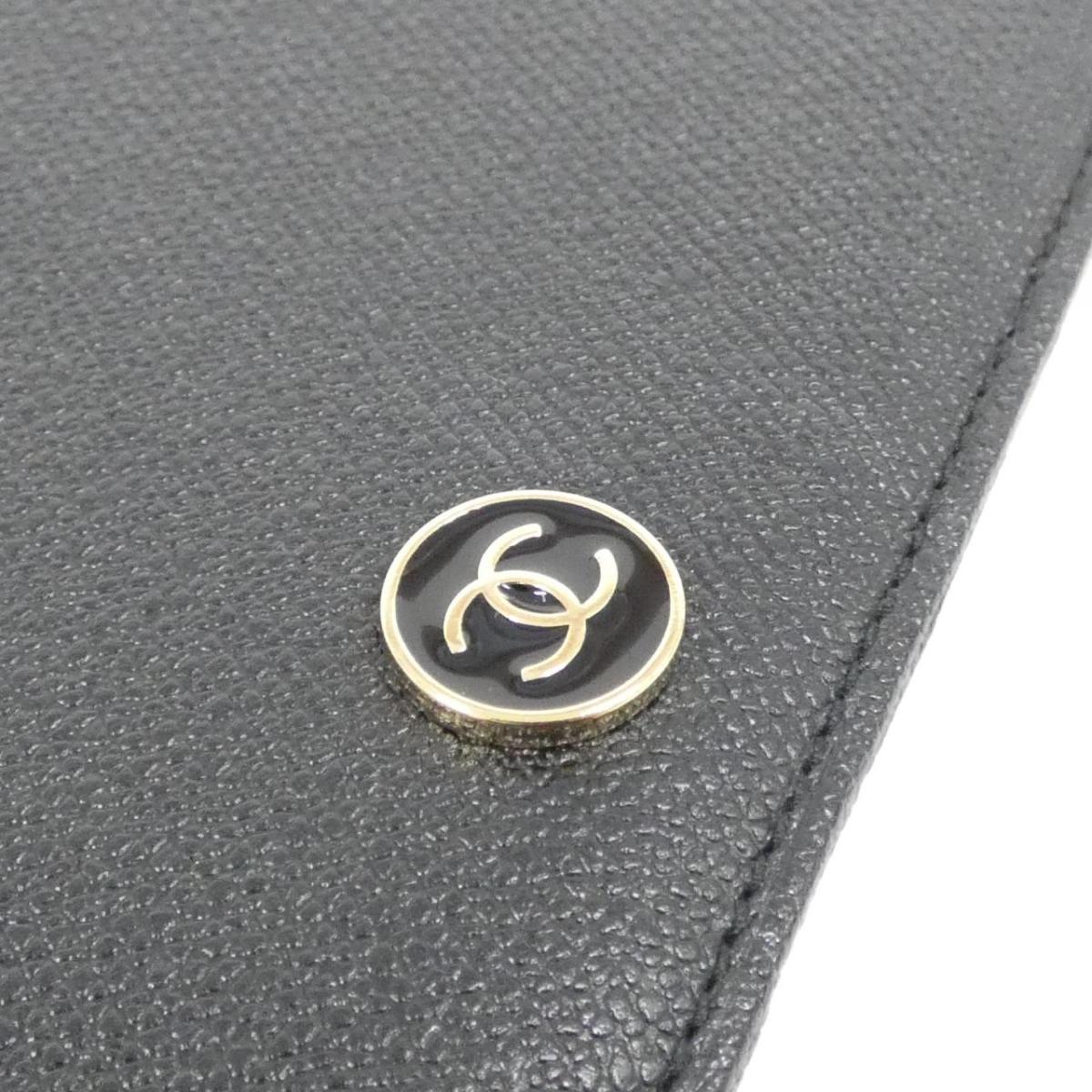 Chanel Coco Button Line 20904  Wallet Comedy