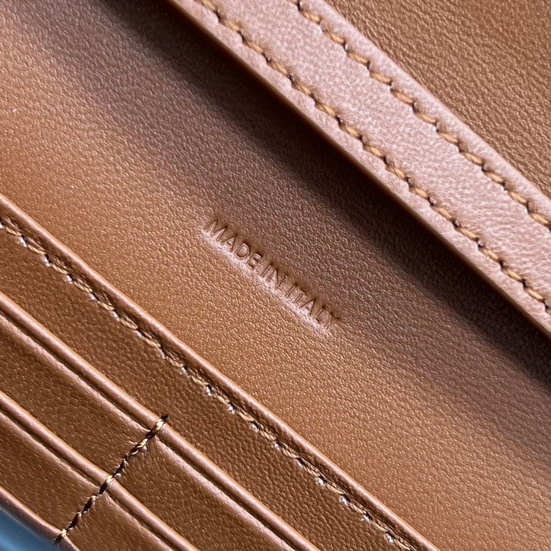 Top Quality Wallet On Triomphe In Textile Tan Chain Crossbody Bag