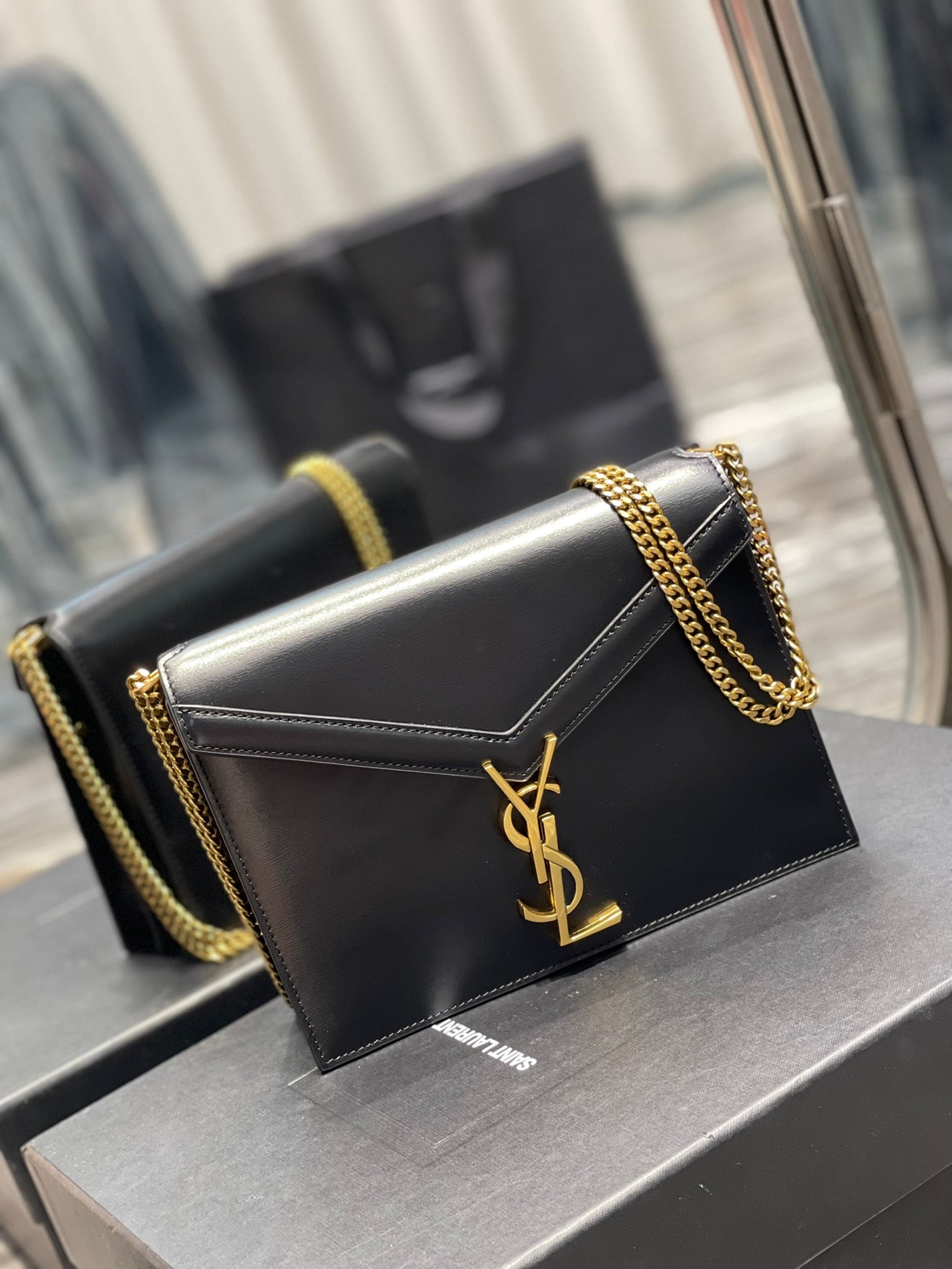 YSL Saint Laurent Cassandra Handbag Chain Travel Bag Ysl 5327500Sxsw1000 3678