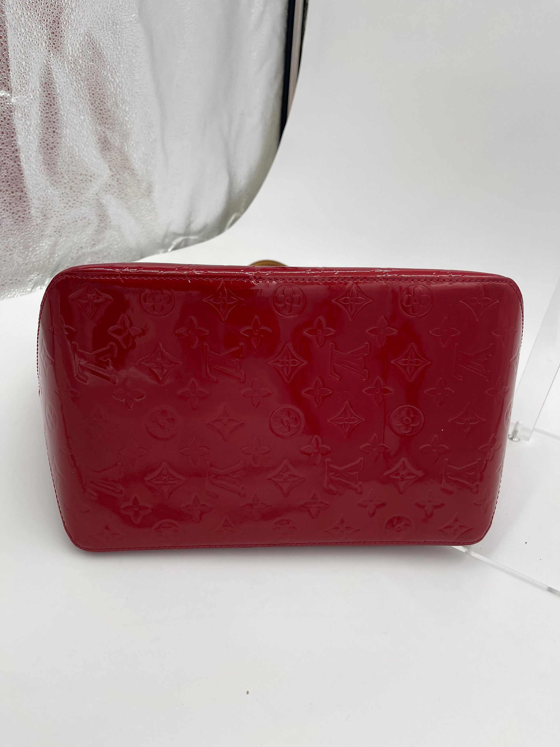 Louis Vuitton Monogram Vernis Reade PM   - Red Handle Bags, Handbags AG189O