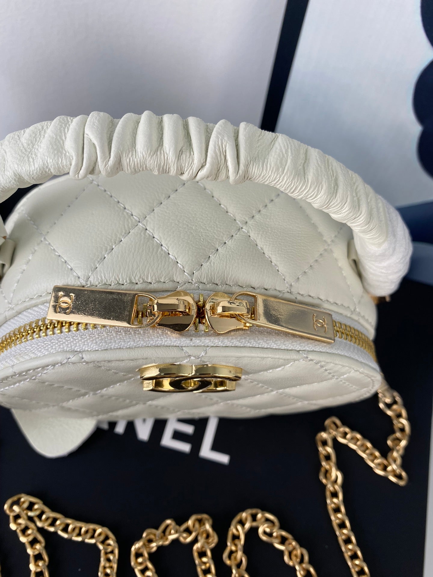 Chanel En New Rep Bag Travel Bag