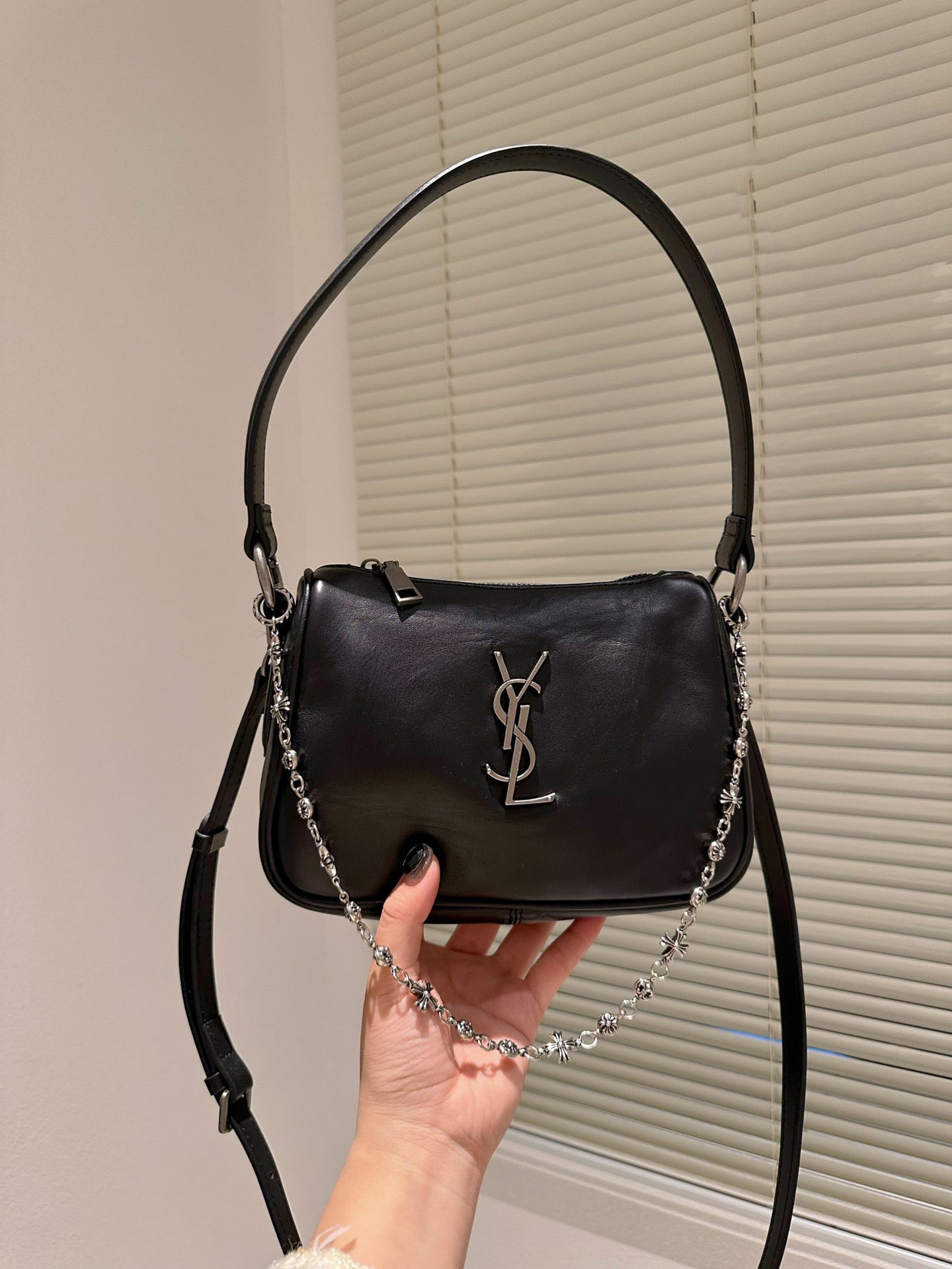EN - Luxury SLY 297 Travel Bag