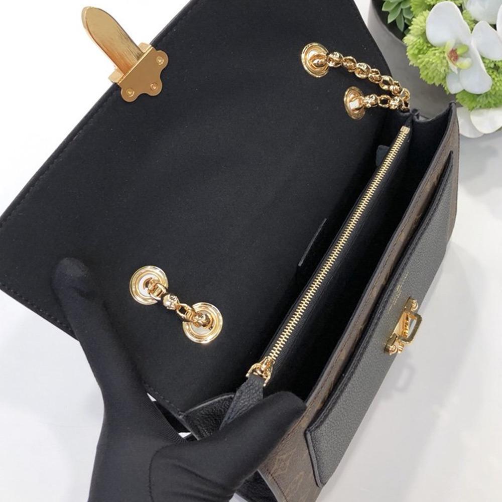 Louis Vuitton VICTOIRE Fashion Accessory