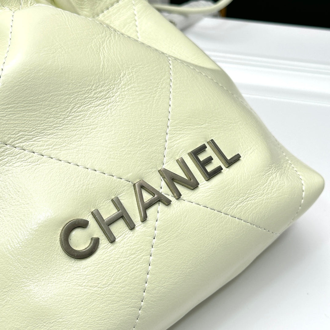 EN - New CHL 551 Travel Bag
