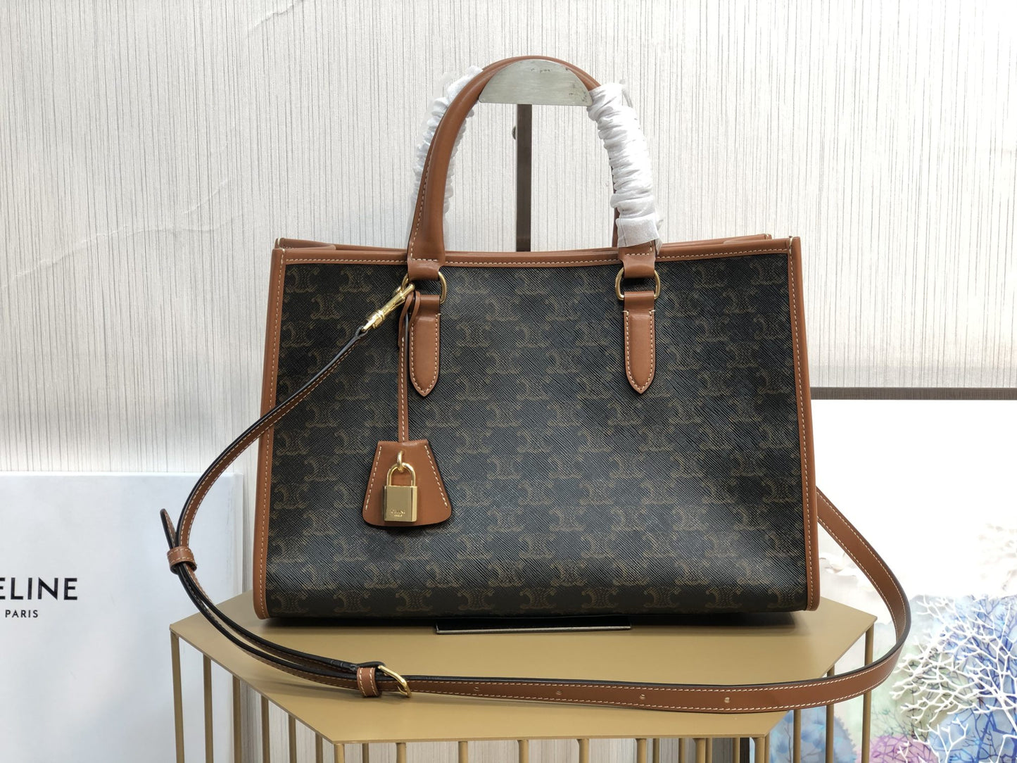 Top Quality Horizontal Cabas In Triomphe For Canvas Tan Travel Bag 199742Bzj04Lu 1095
