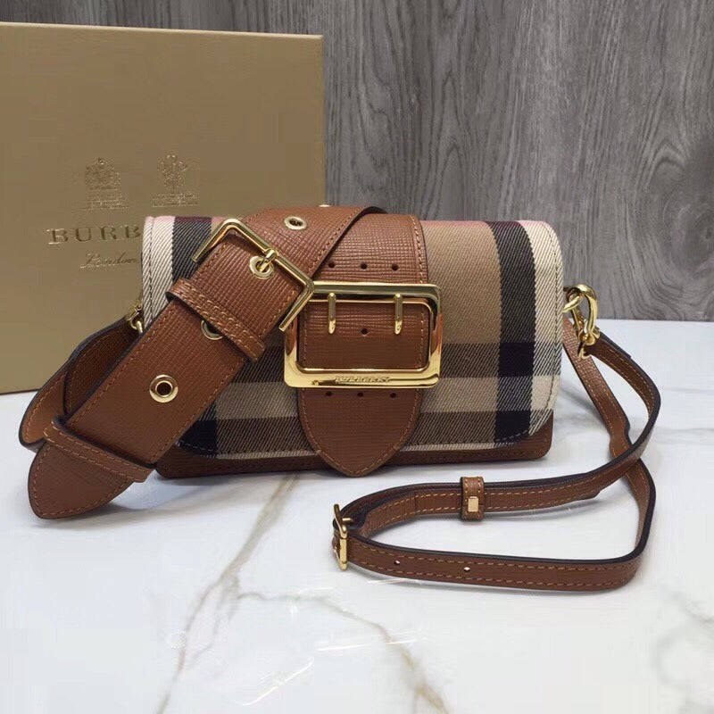 Top Quality The Buckle Bag In Ho Brown Small Travel Bag 75In19Cm 9654
