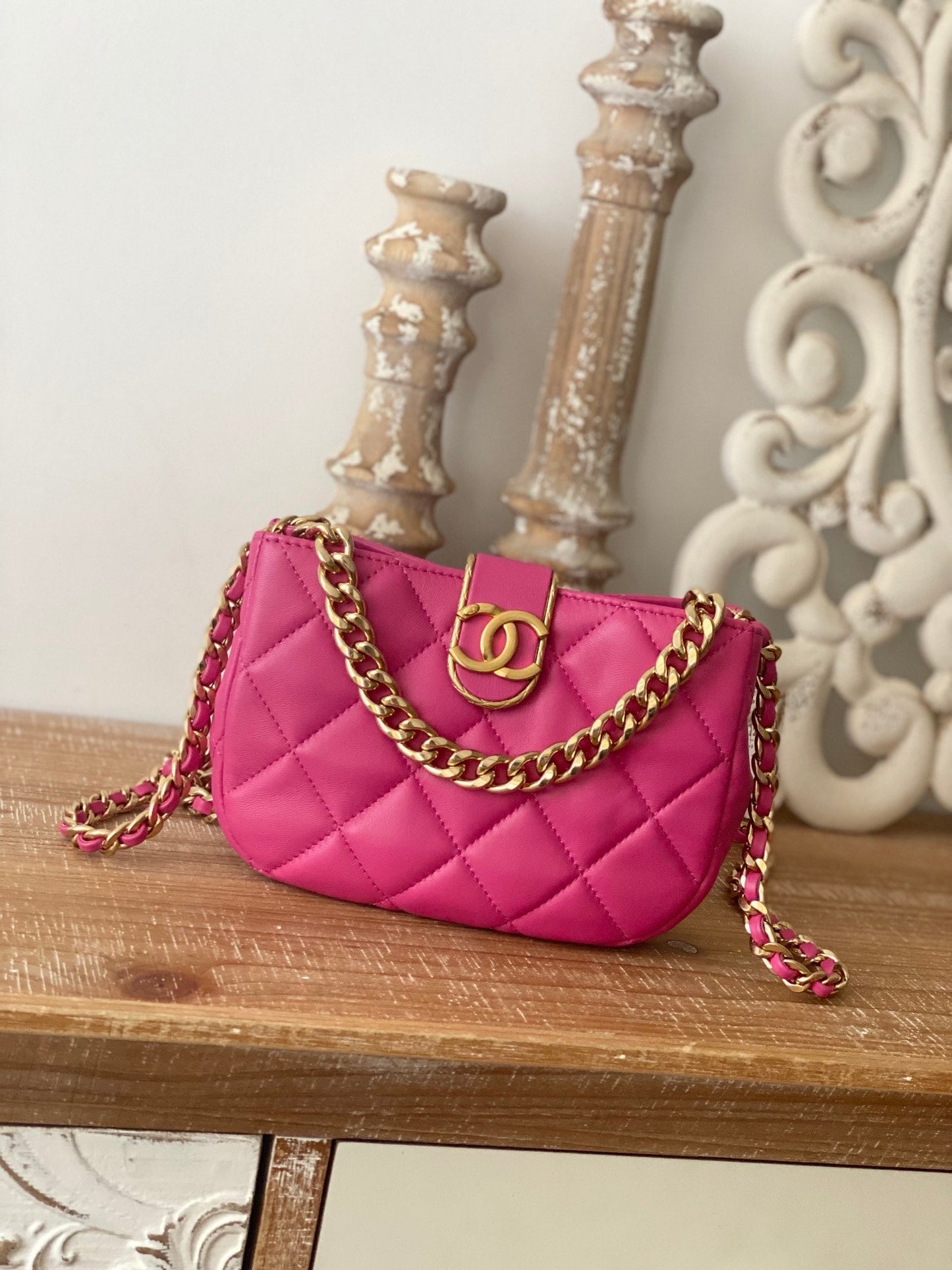 CHLSmall Hardware PiNike , ’s Gold Shoulder Bag