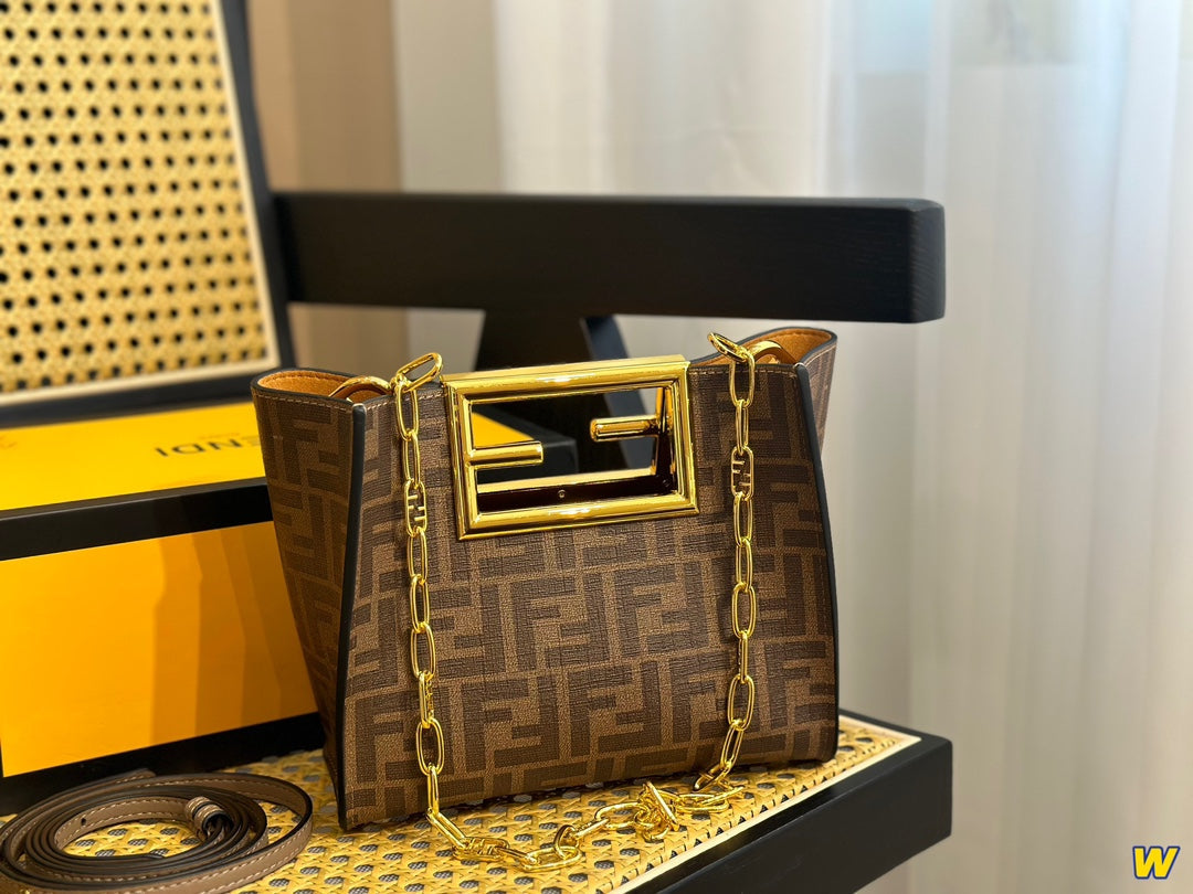 EN - Luxury FEI 291 Travel Bag