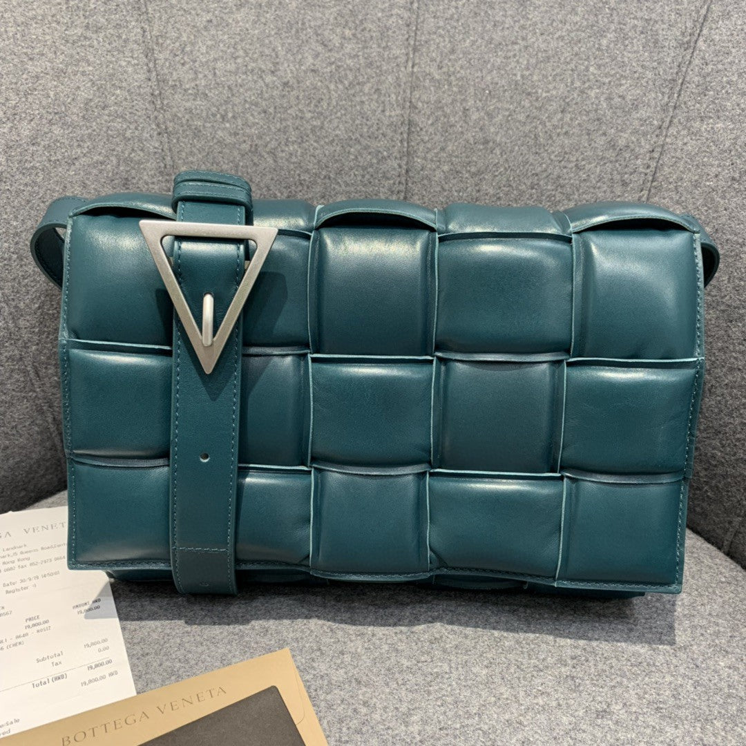 Top Quality Padded Cassette Bag For Women Blue Travel Bag