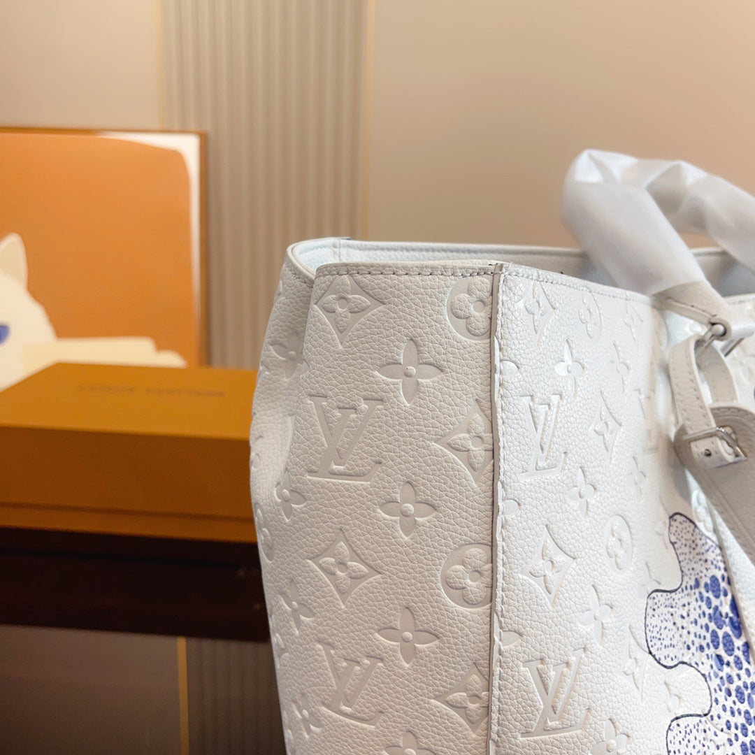 EN - Luxury LUV 731 Travel Bag