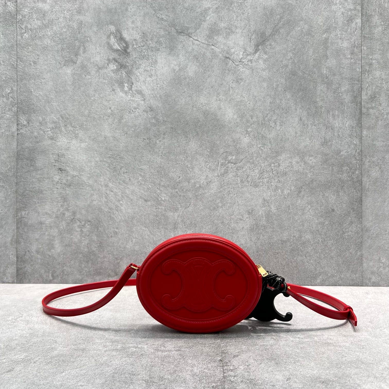 Top Quality Crossbody Oval Purse Cuir Triomphe Red Crossbody Bag 6In16Cm 4708