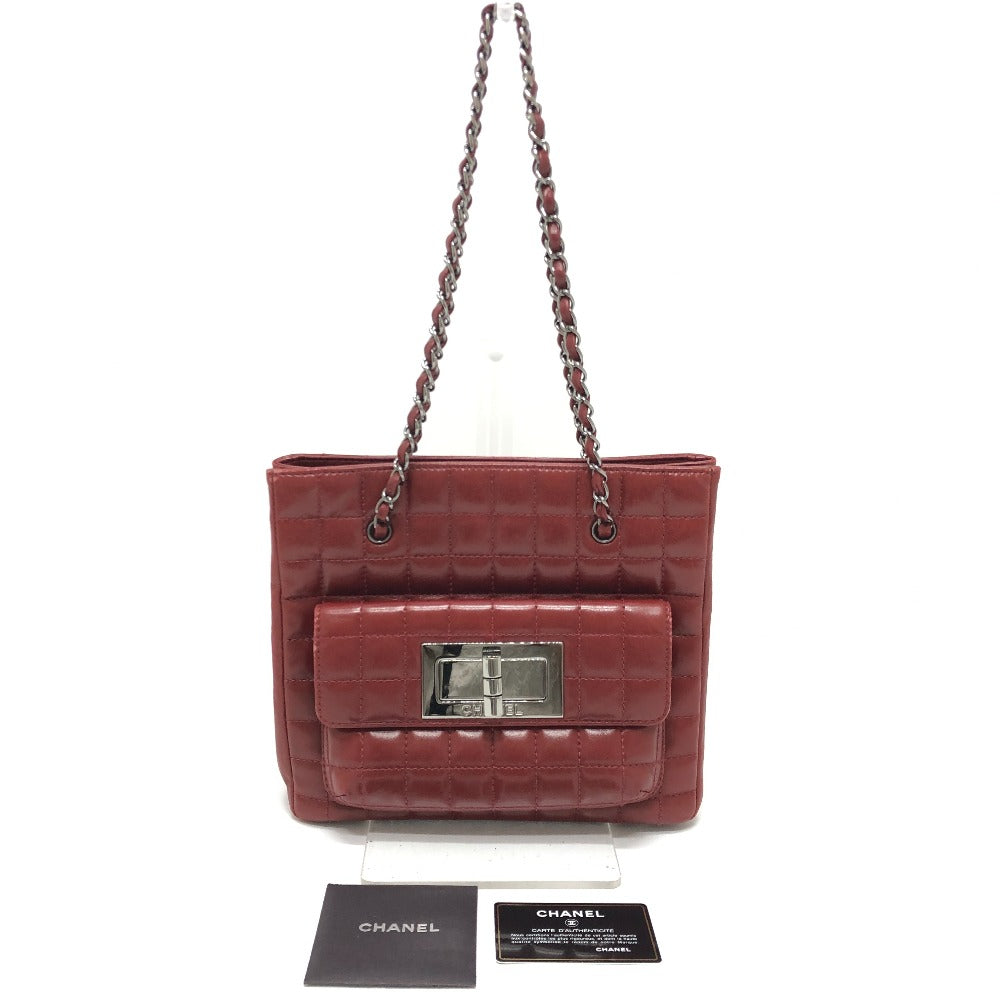 Chanel lambskin Chocolate bar 2.55 Red Tote Bag