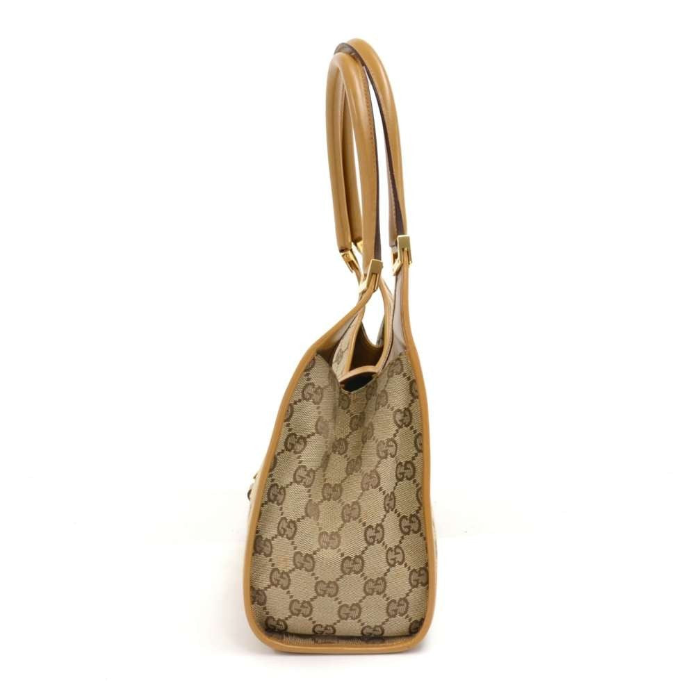 Gucci Supreme Shoulder Bag Canvas Monogram