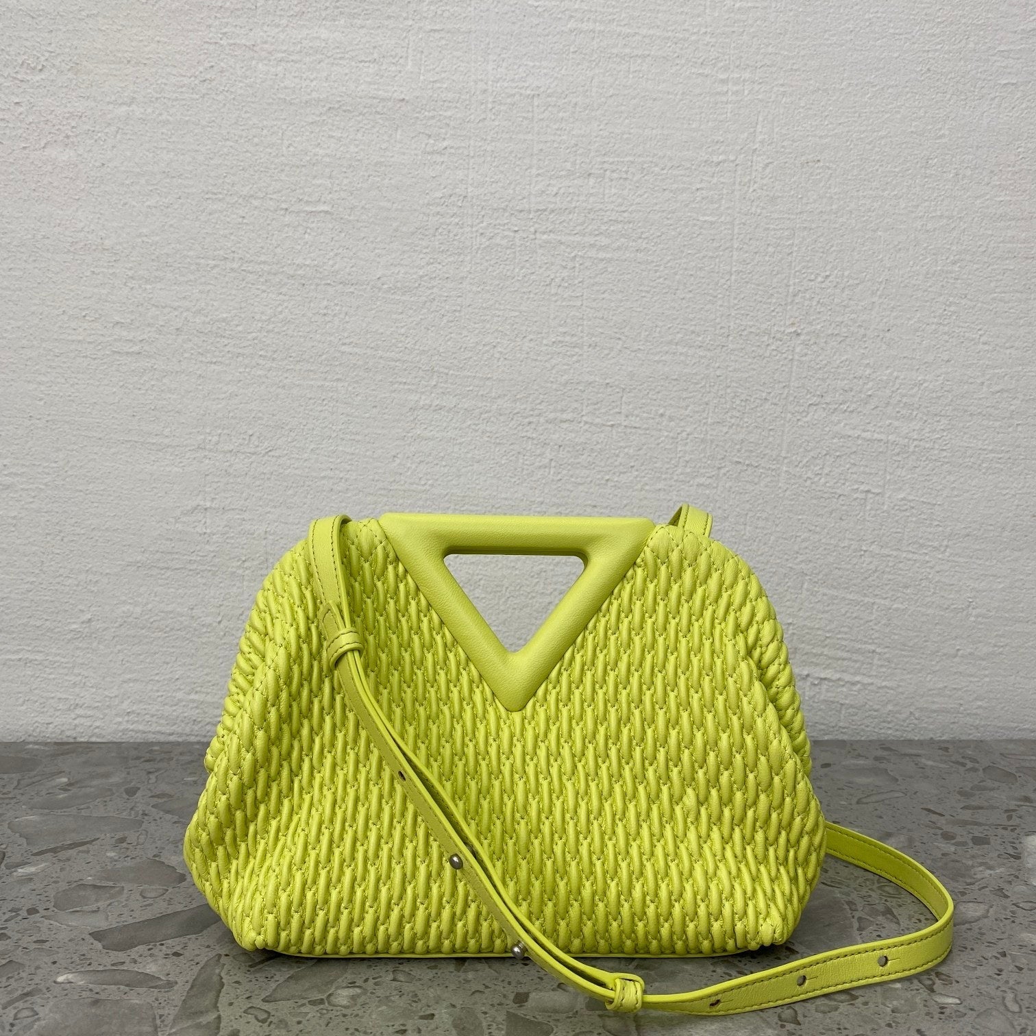 Top Quality Point Yellow For Women Women Travel Bag