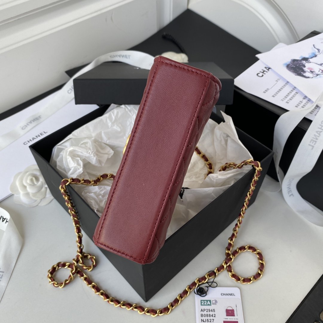 CHL Hardware , ’s , Red Gold Chain Shoulder Bag