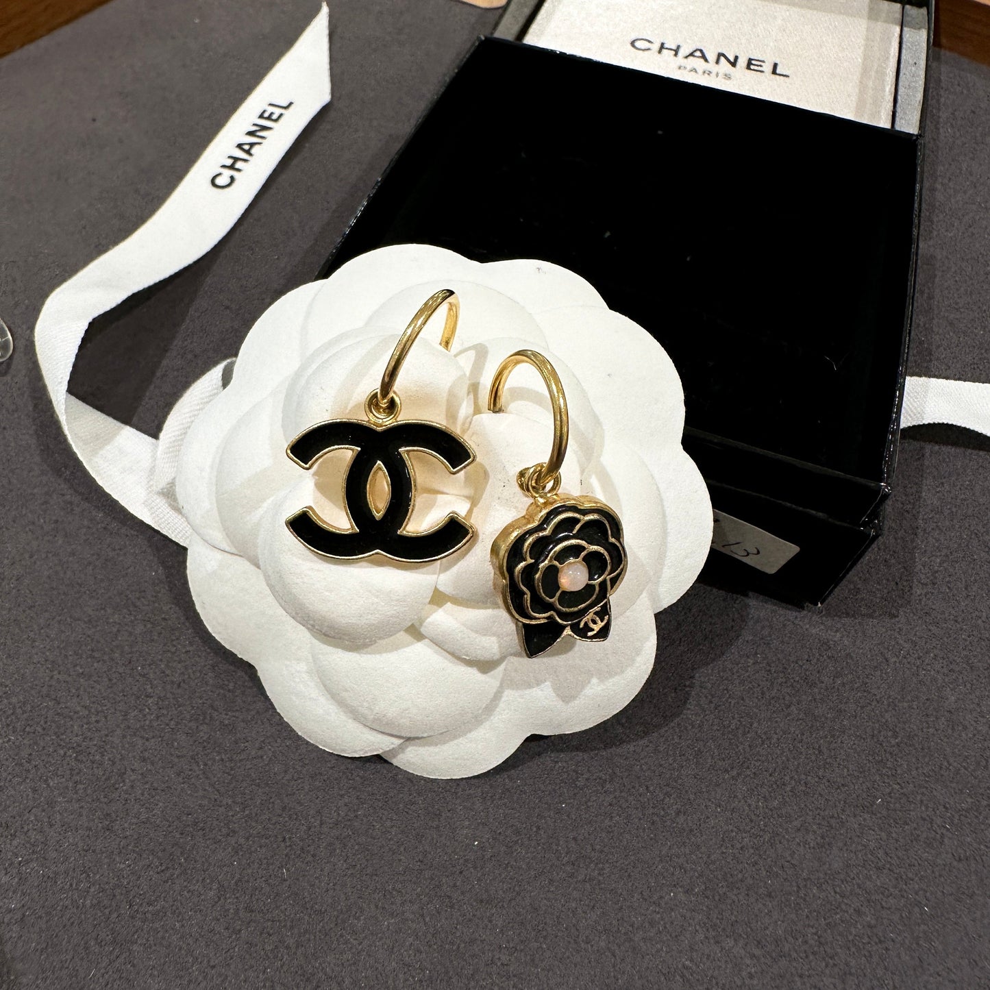 Chanel   earrings
