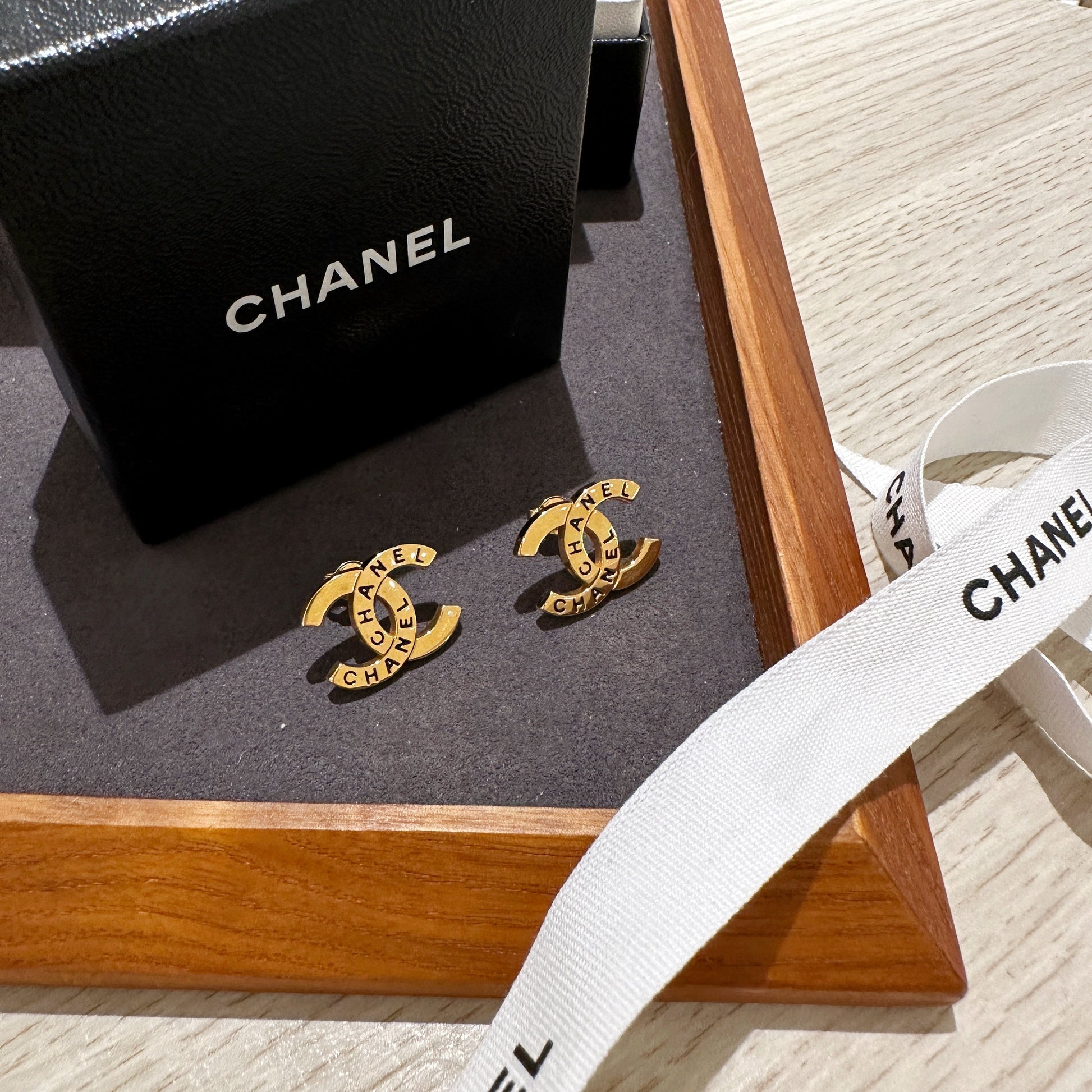 Chanel   earrings