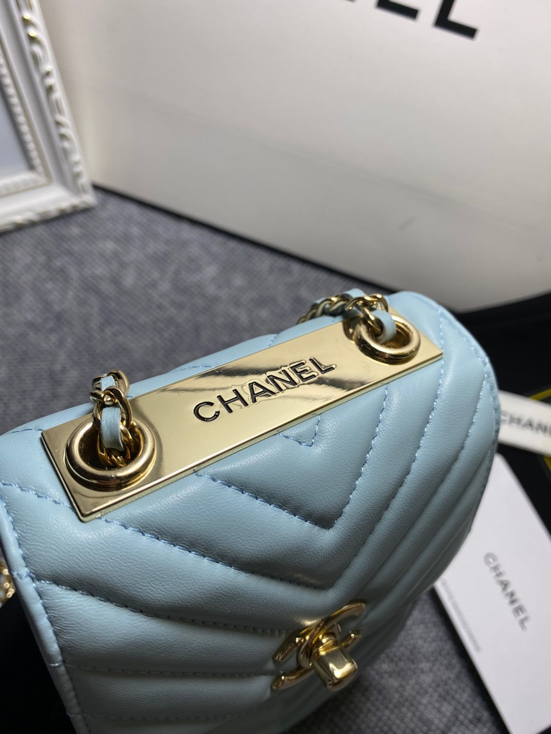 CHL Chevron Trendy CHL Phone Blue Handbag