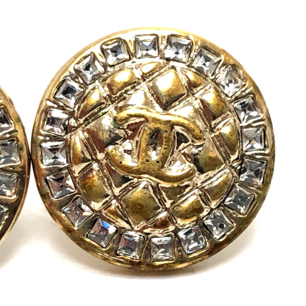 Chanel Pierce B17C Gold Jewelry