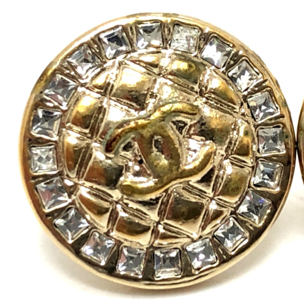 Chanel Pierce B17C Gold Jewelry